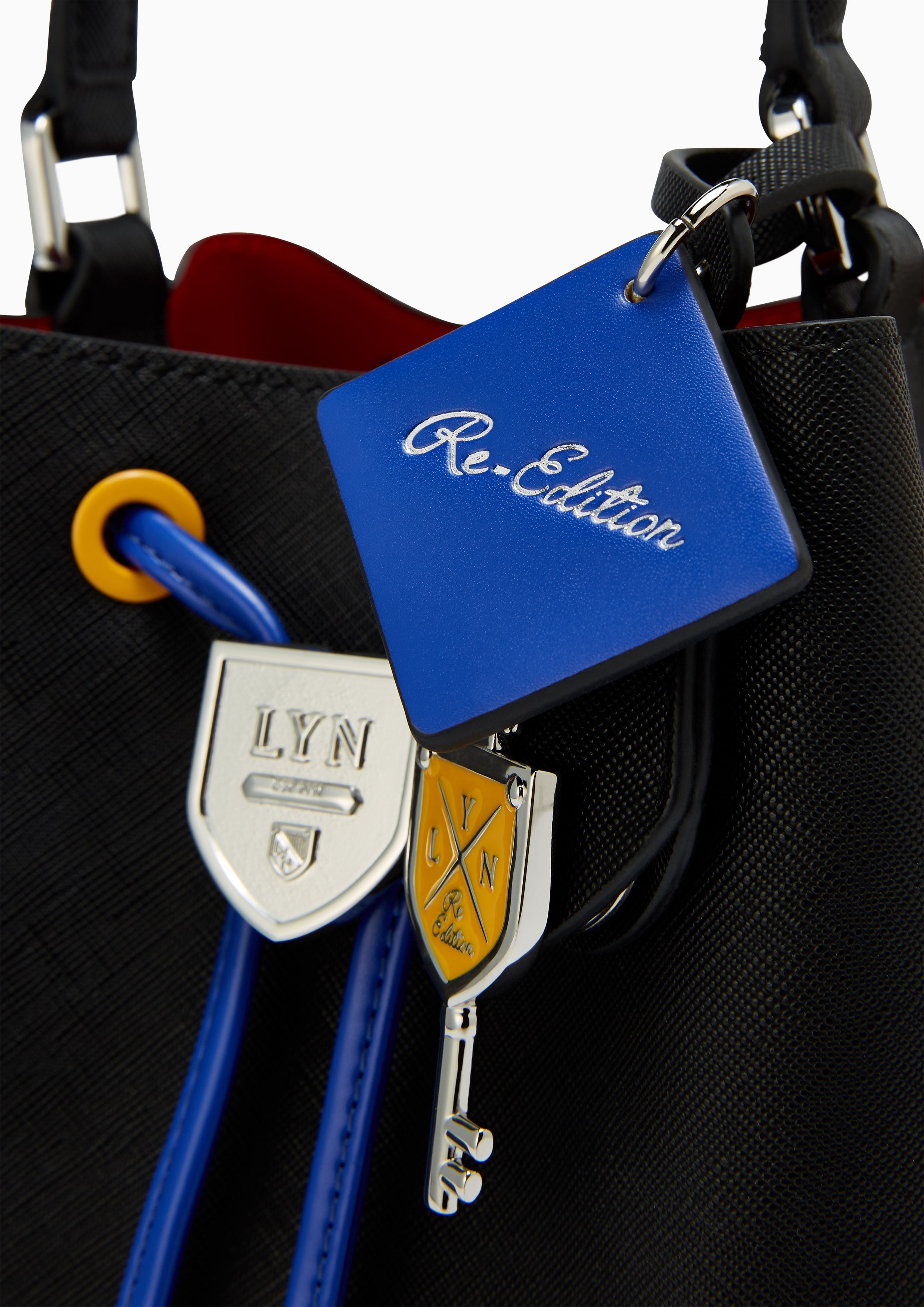 Re-Edit Bauhaus Bucket Bag - Black
