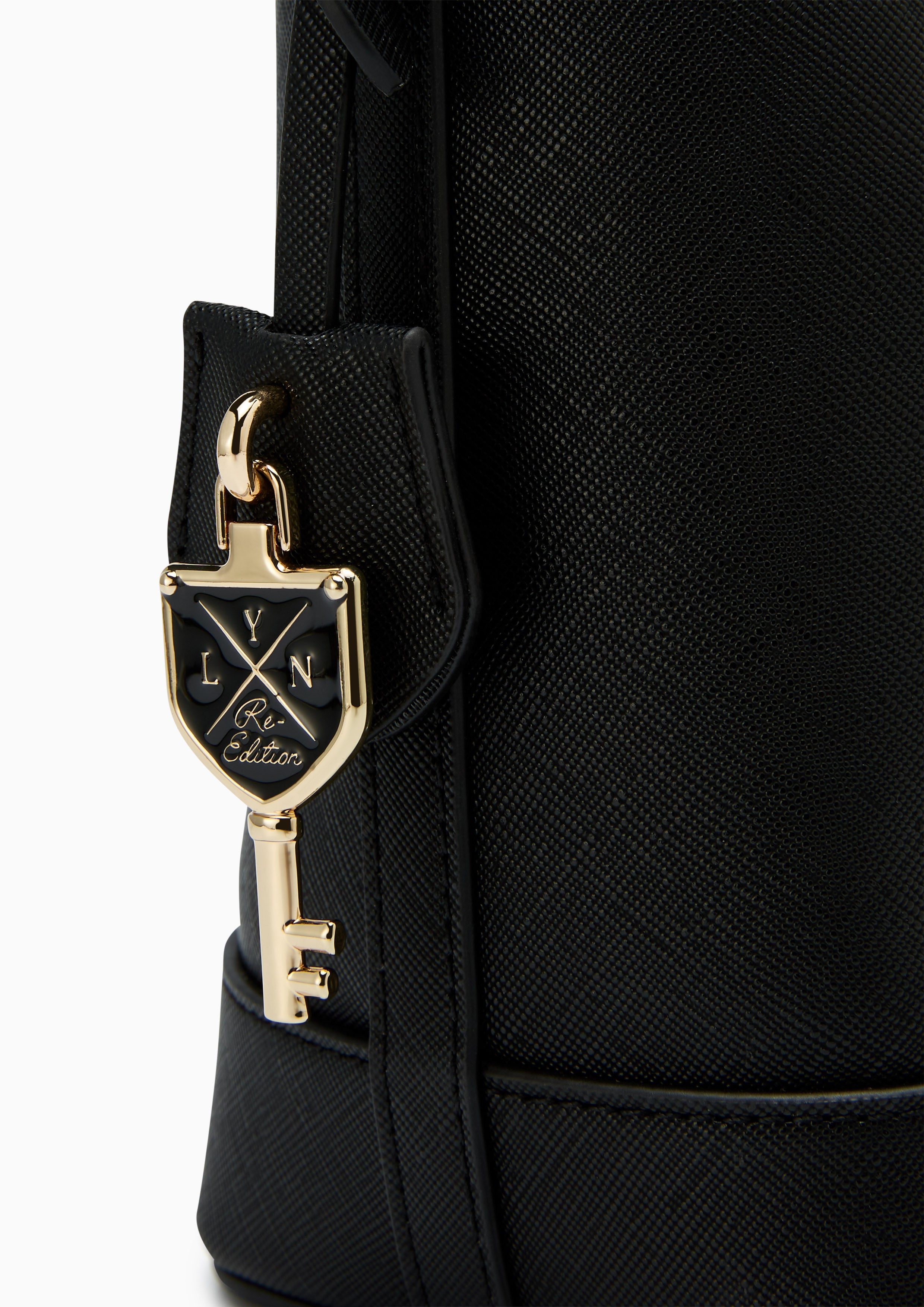 Re-Edit Burton Infinite M Bucket Bag - Black