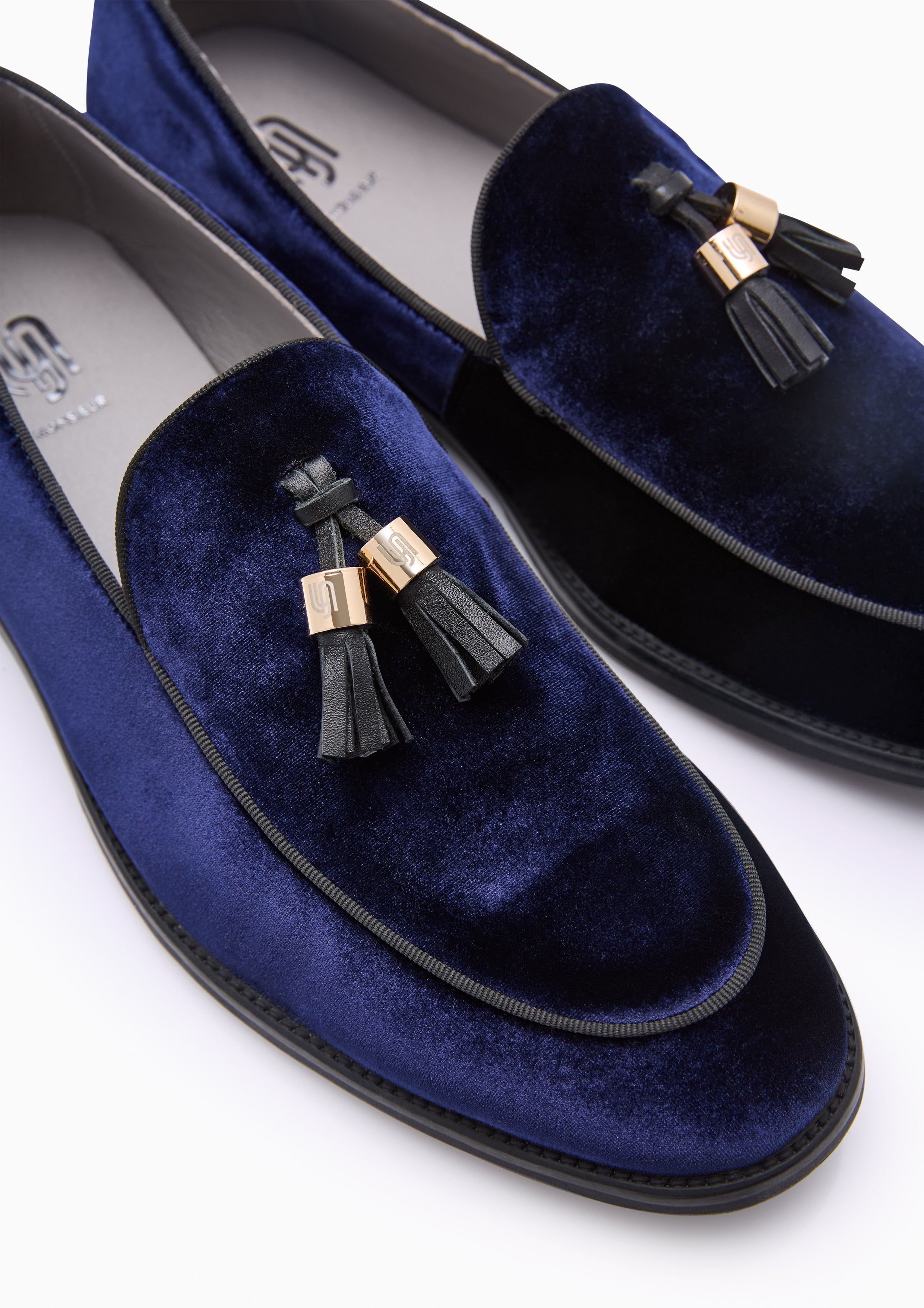 Sam Velvet Infinite Flats And Sandals - Navy