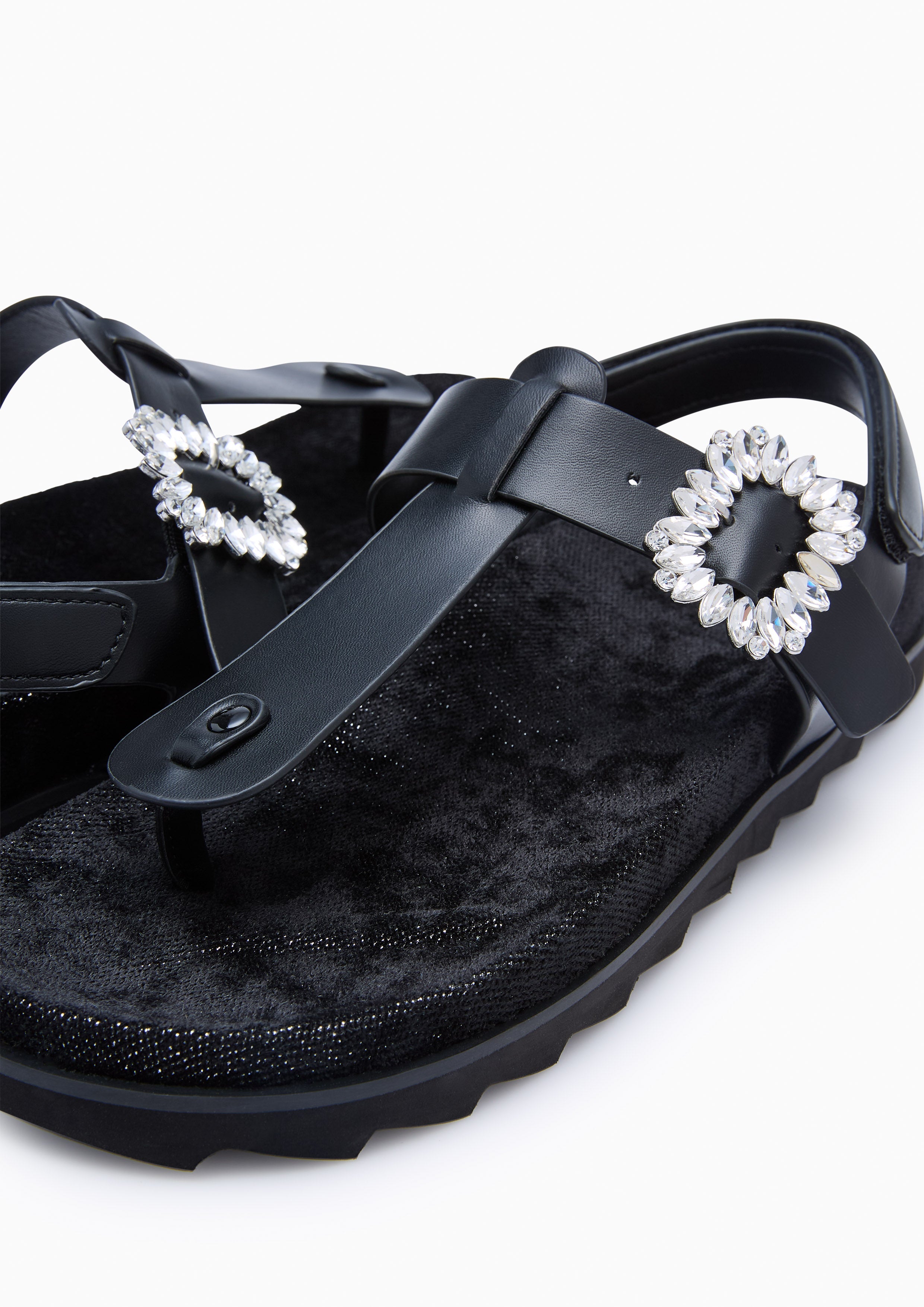 Veeni Thong Flats And Sandals - Black