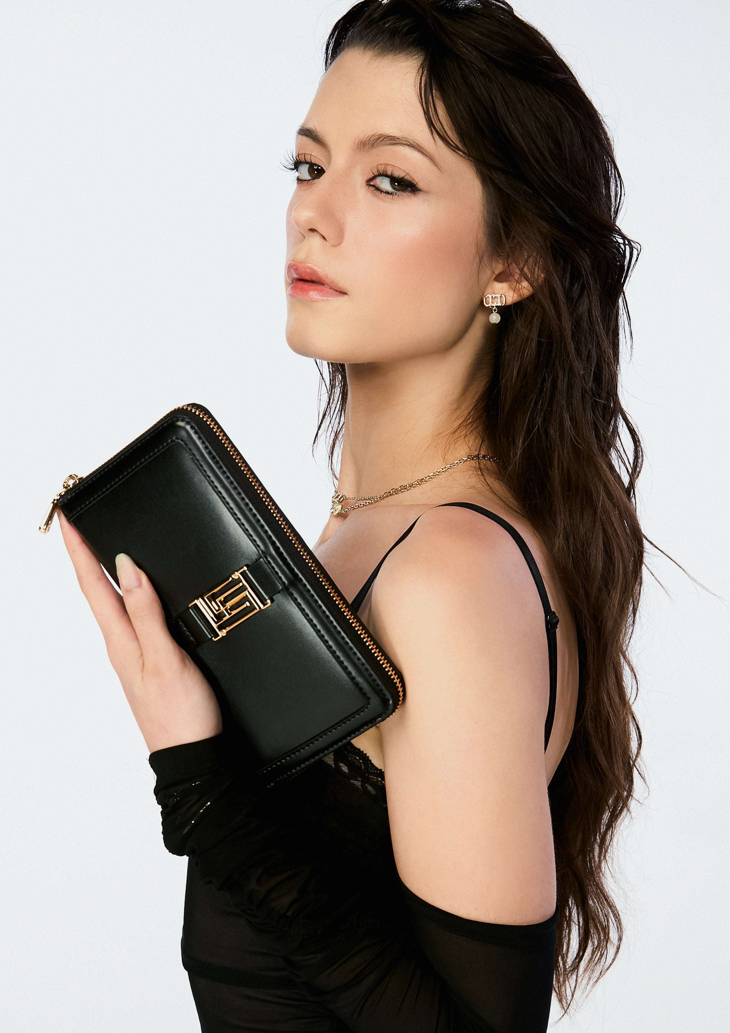 Sydney Infinite Long Wallet - Black
