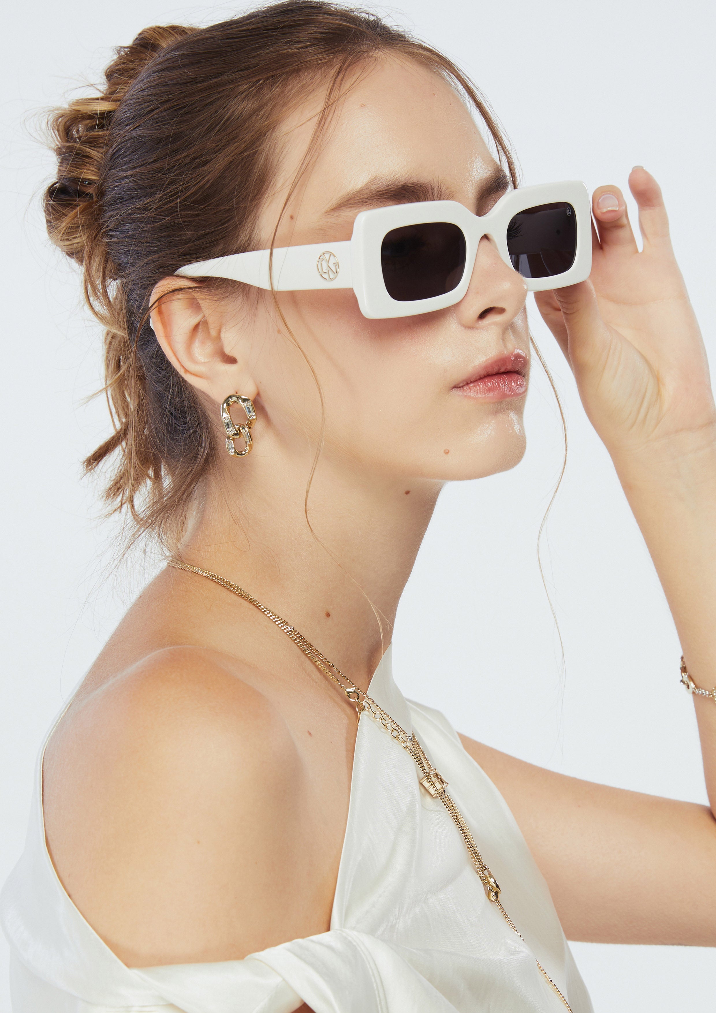 Everett Sunglasses - White