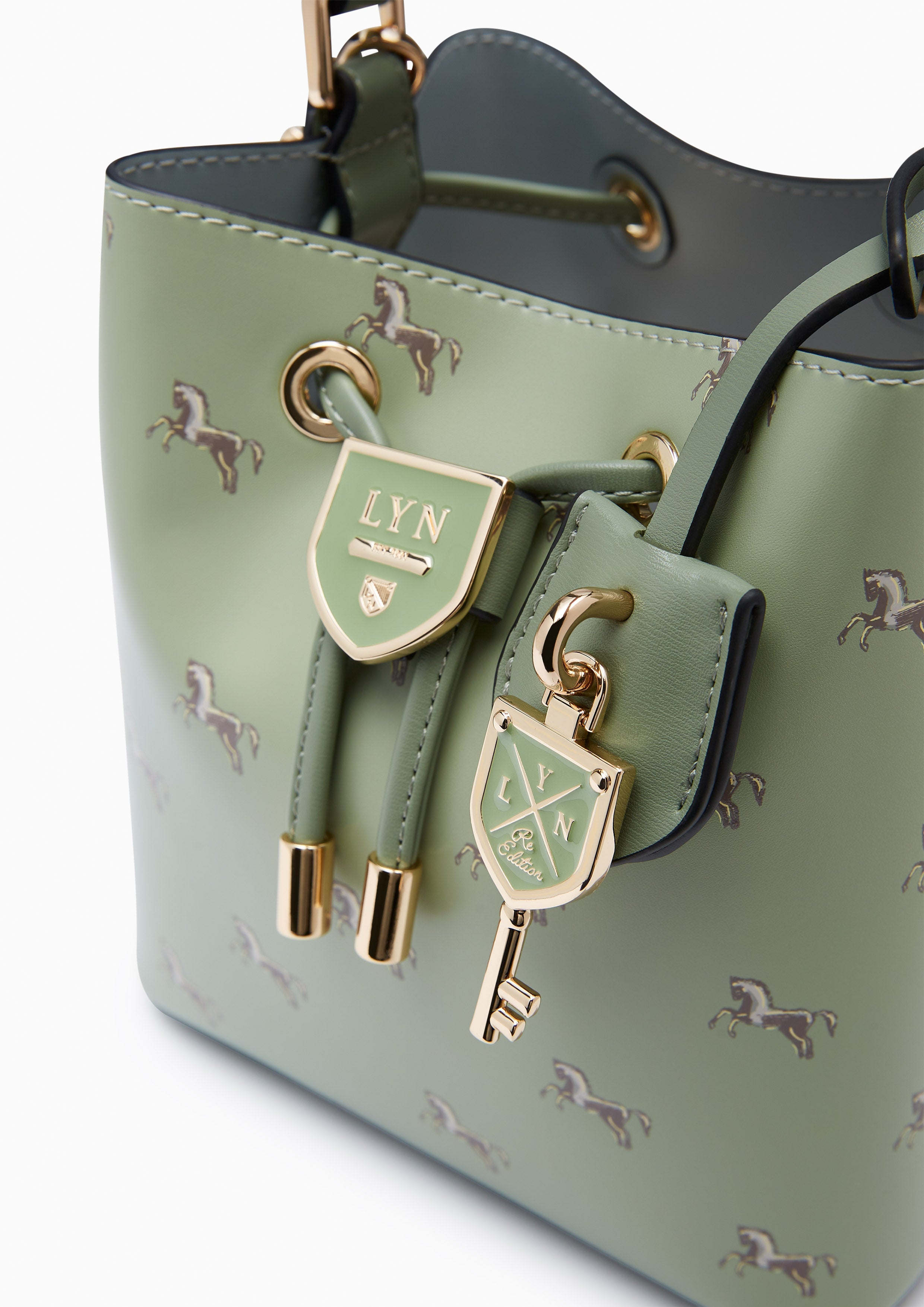 Re-Edit Carina Mustang Bucket Bag - Printed Green