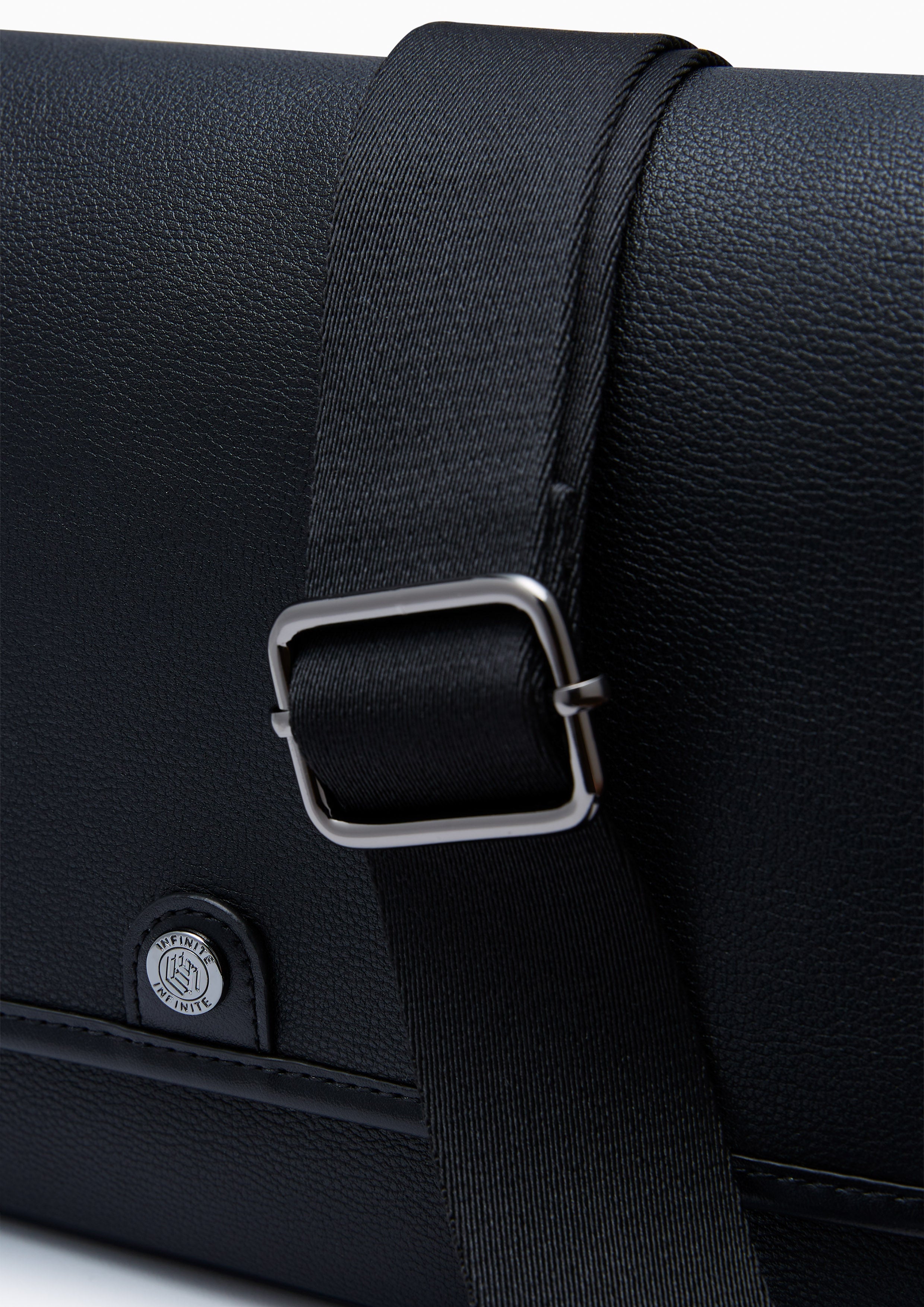 Zoll Infinite Messenger Crossbody Bag - Black