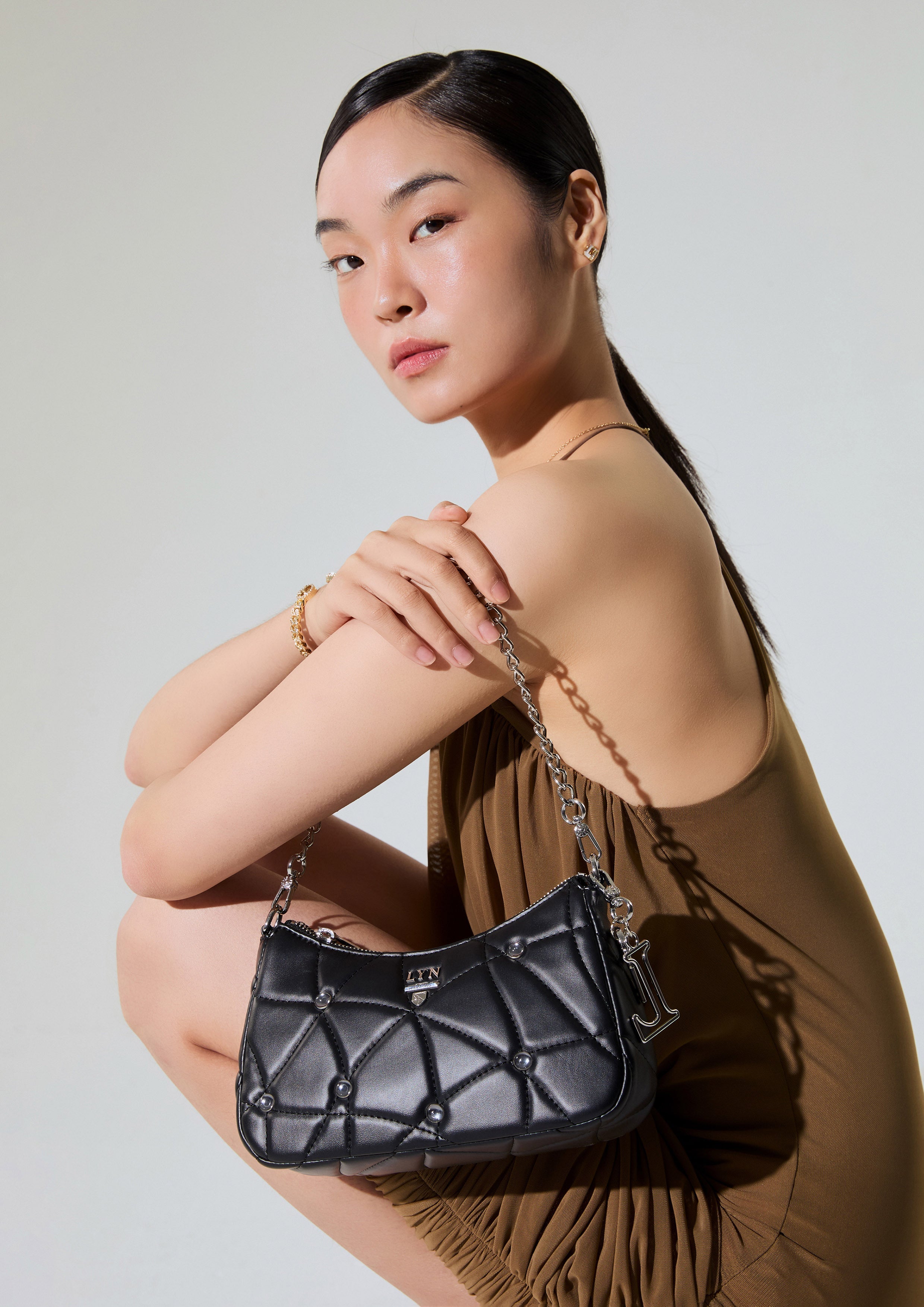 Tricia Avant Quilted Shoulder Bag - Black