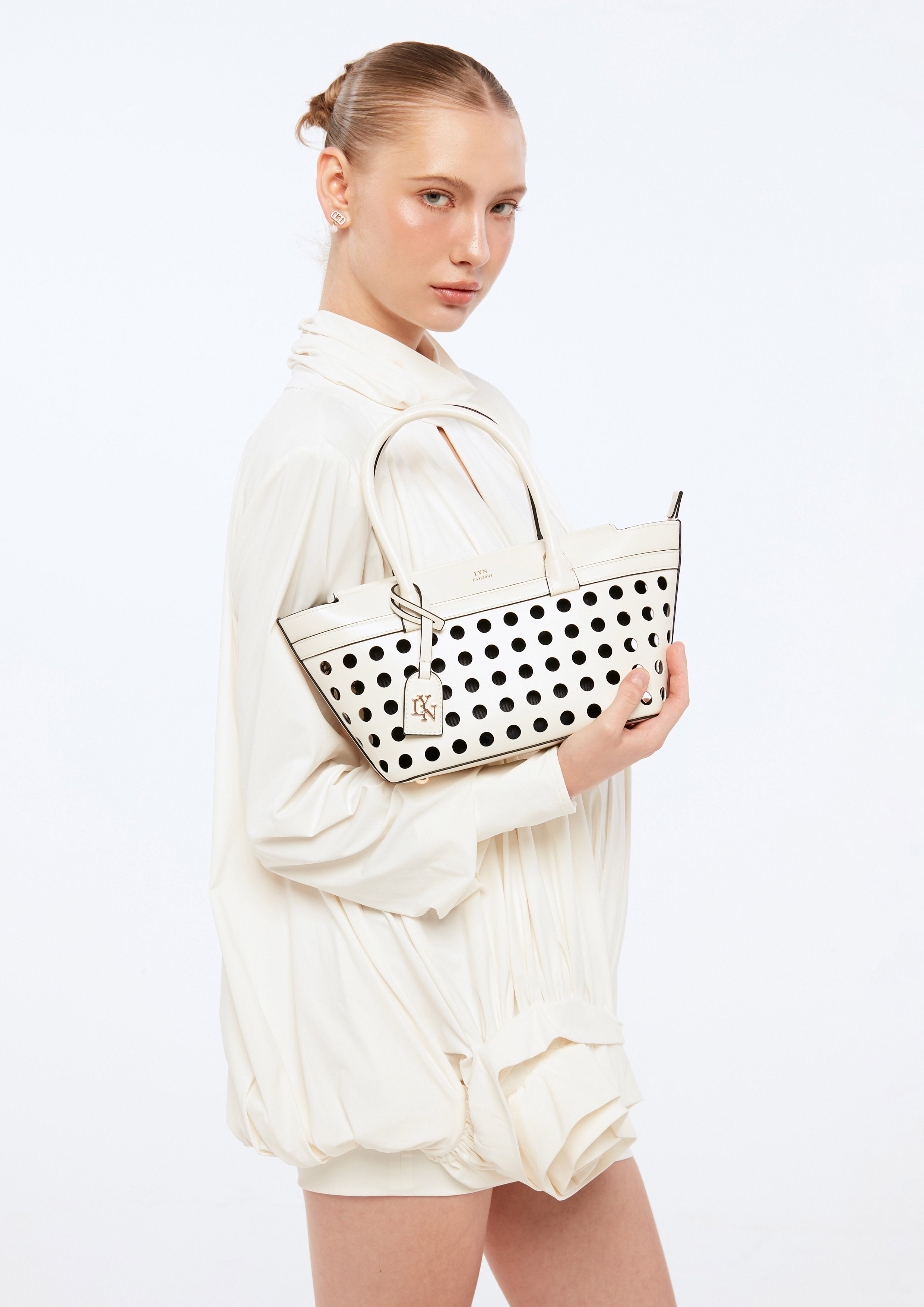 Renell M Handbag - Ivory