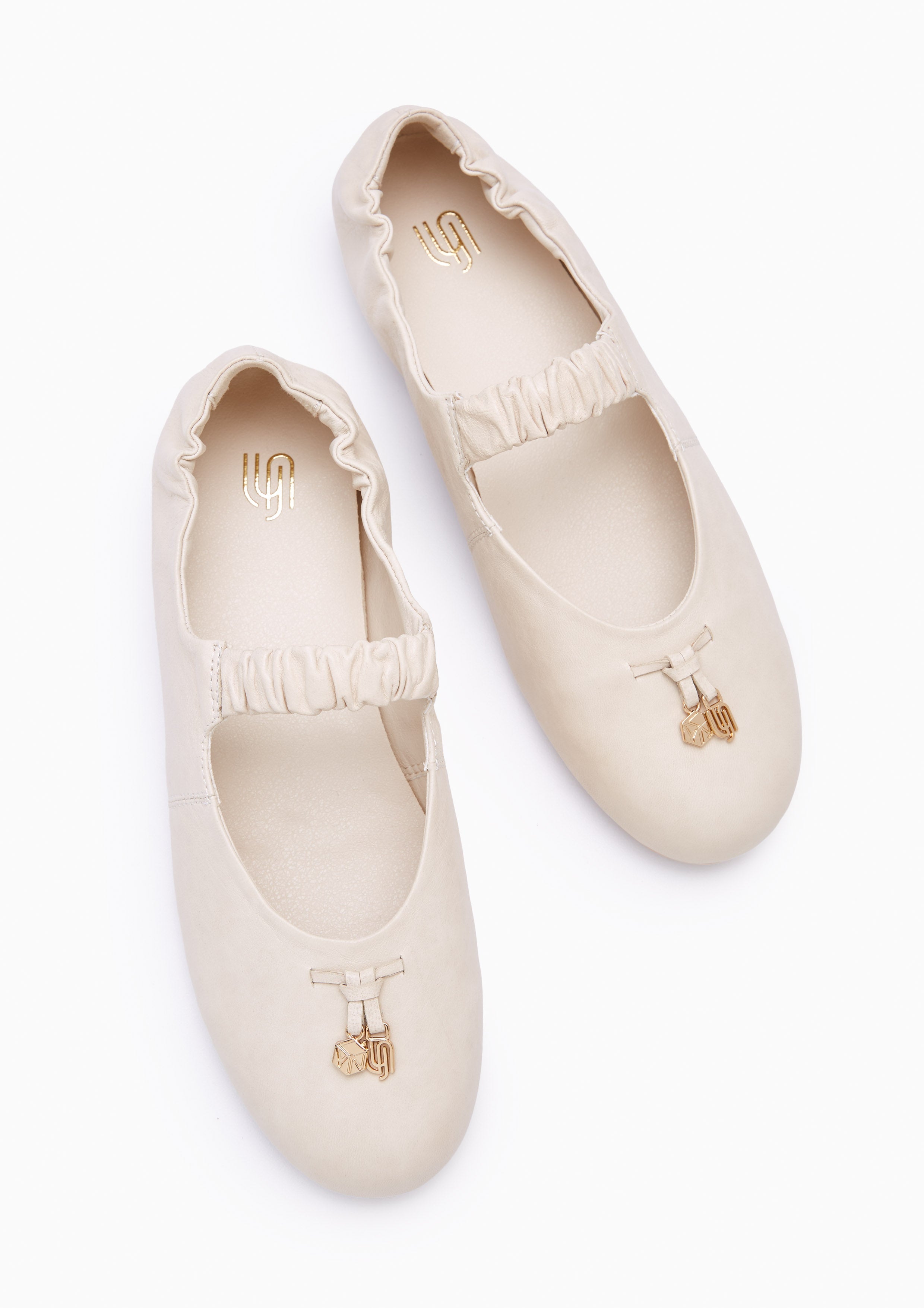 Mocha Infinite Flats And Sandals - Ivory