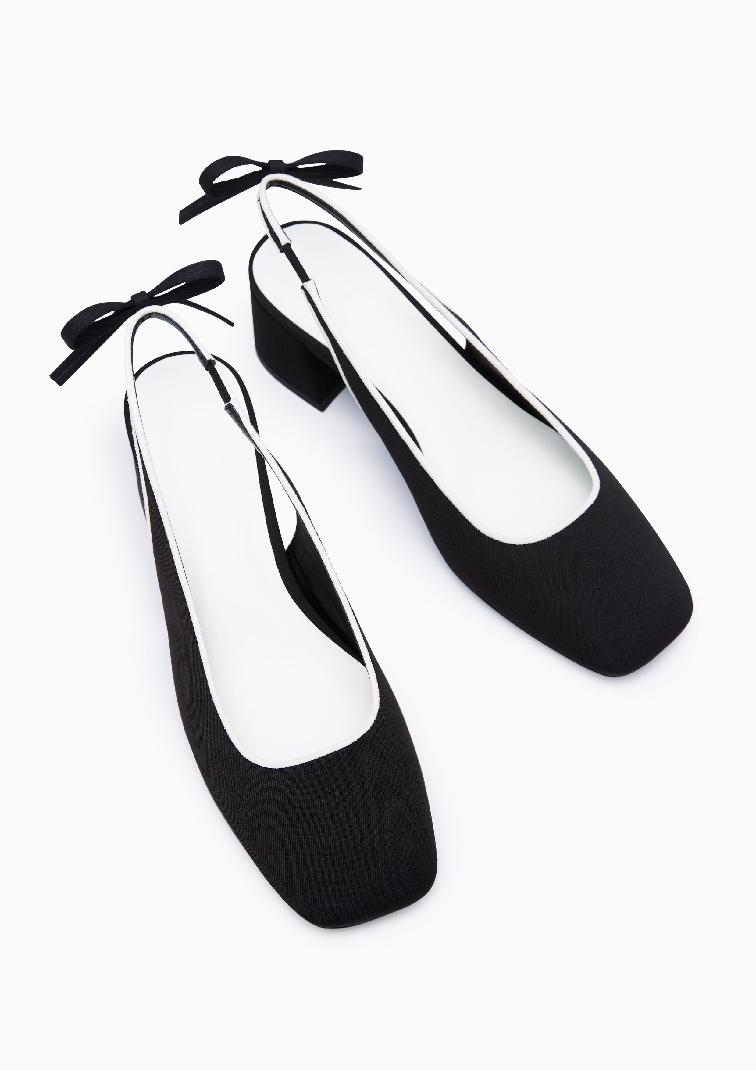 Cesar Flats And Sandals - Black