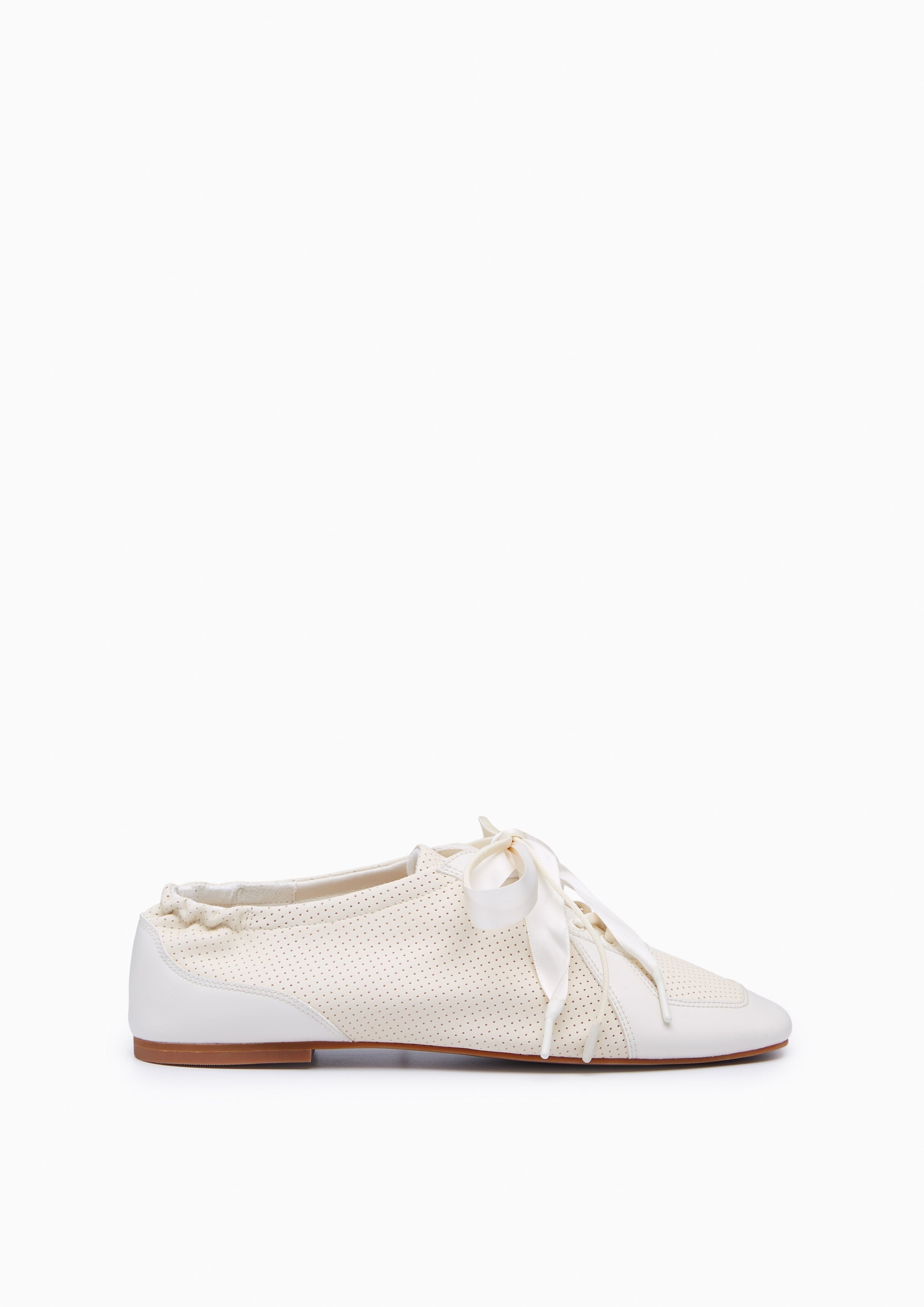 Puffe Sneakers - Ivory