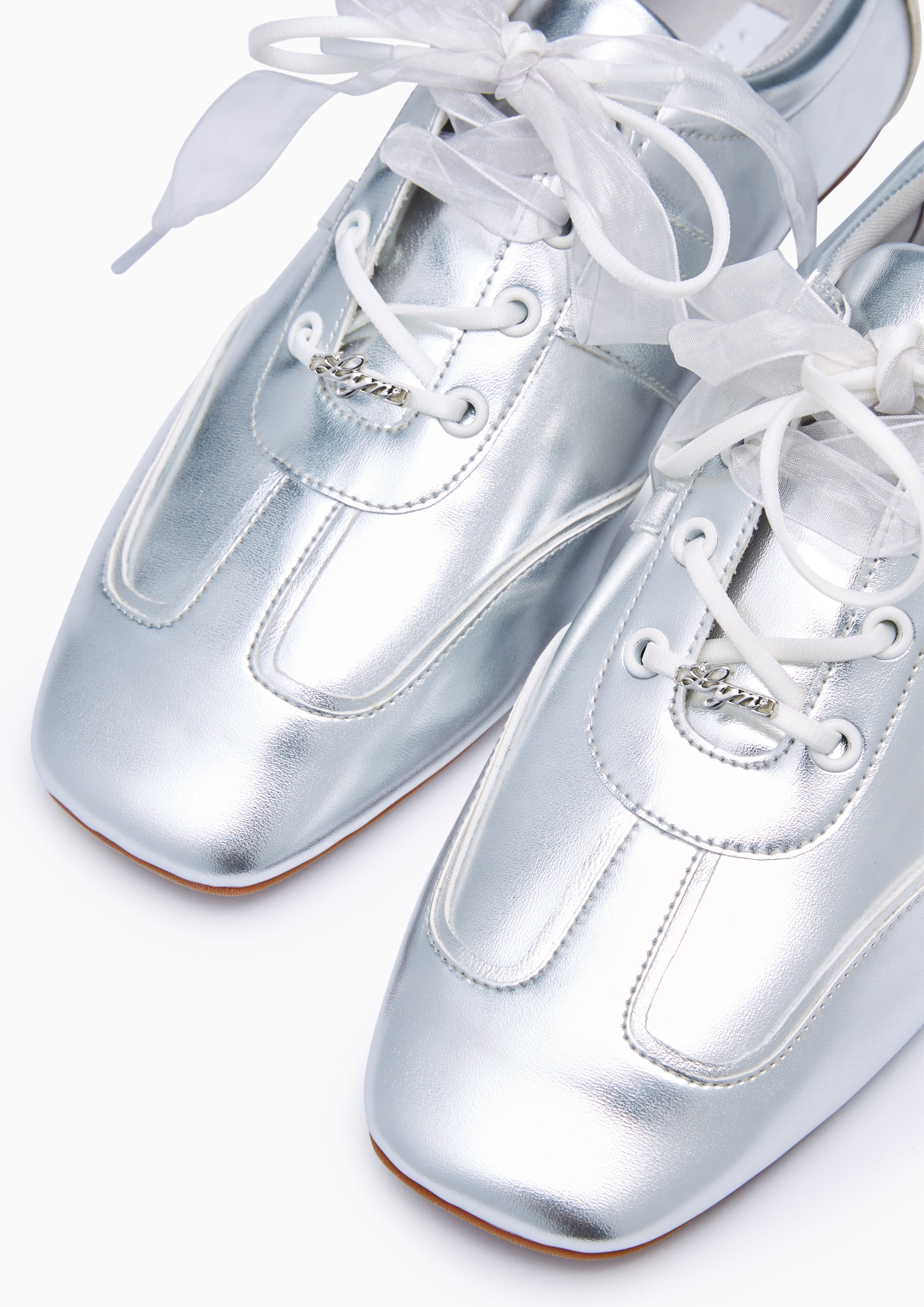 Kalani Sneakers - Silver