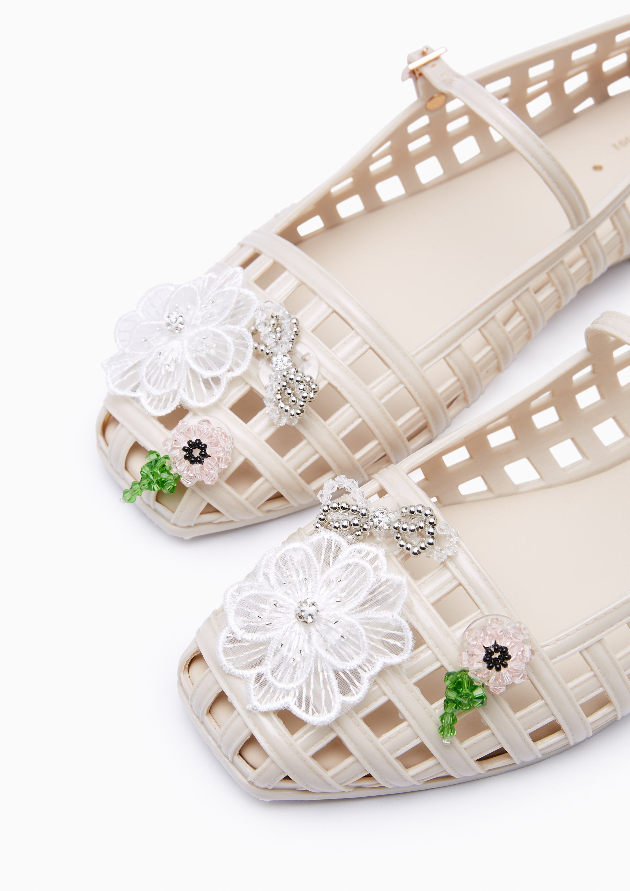 Jellaty Ballet Flats And Sandals - Ivory