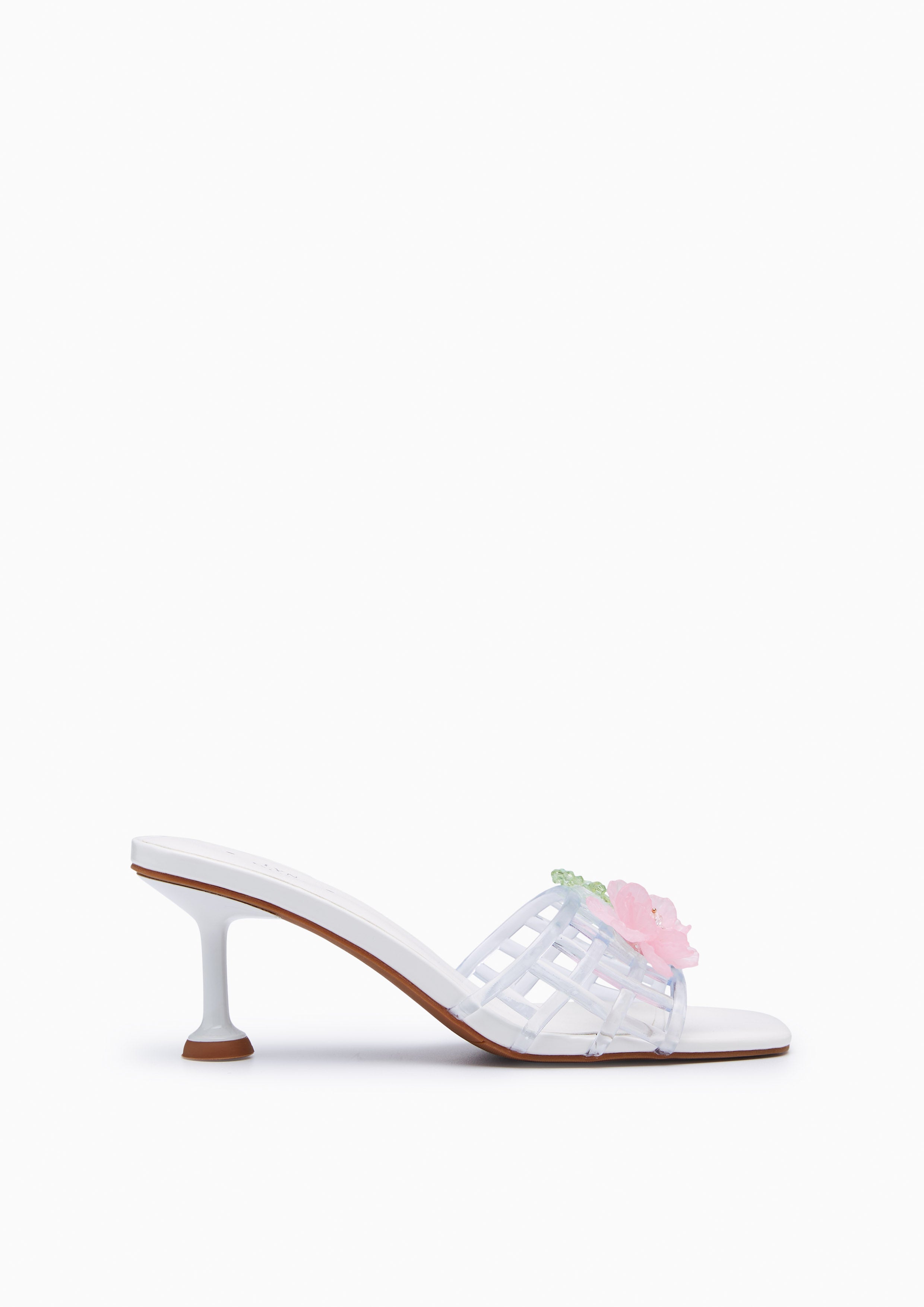 Jellaty Mid Flats And Sandals - White