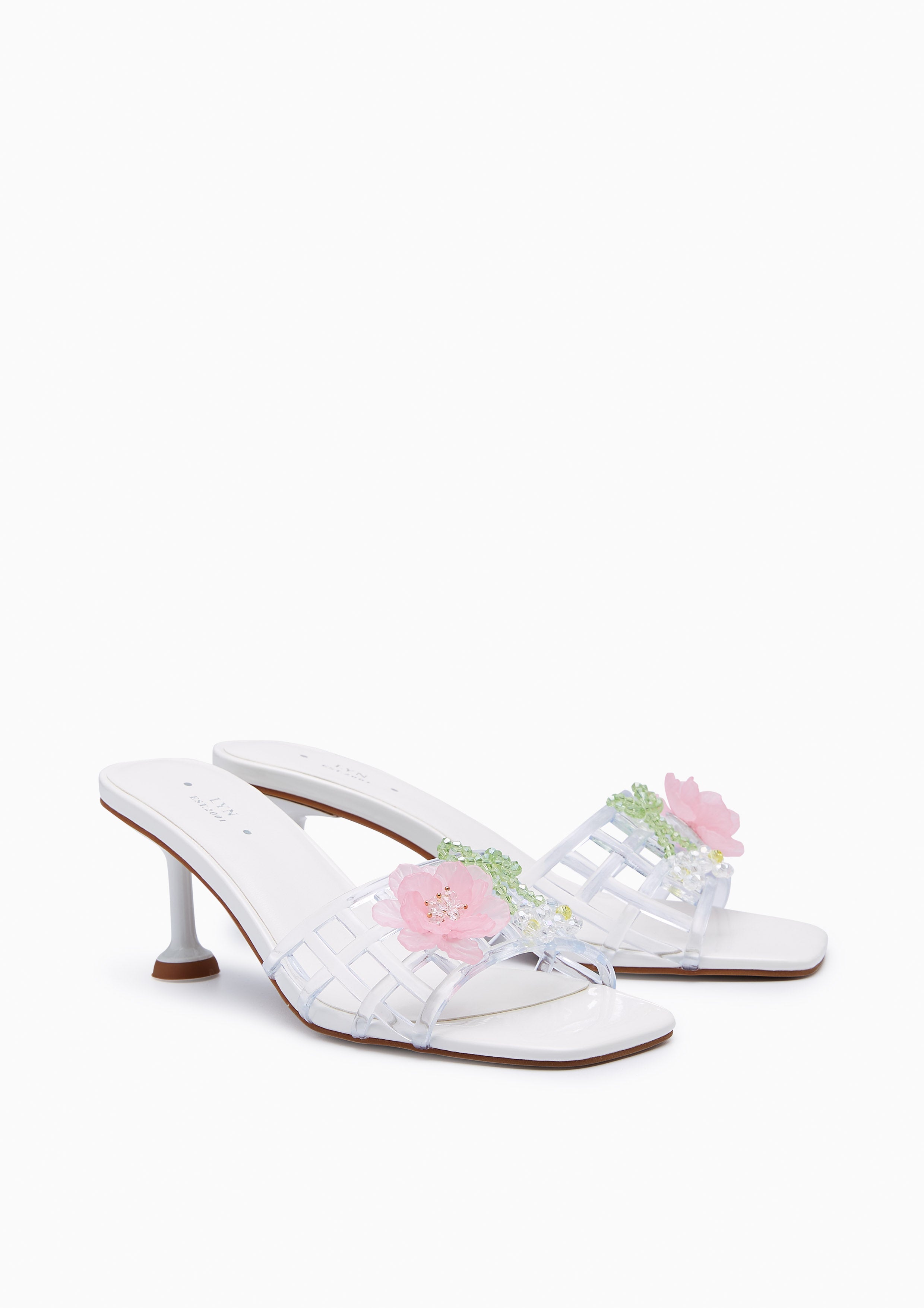Jellaty Mid Flats And Sandals - White