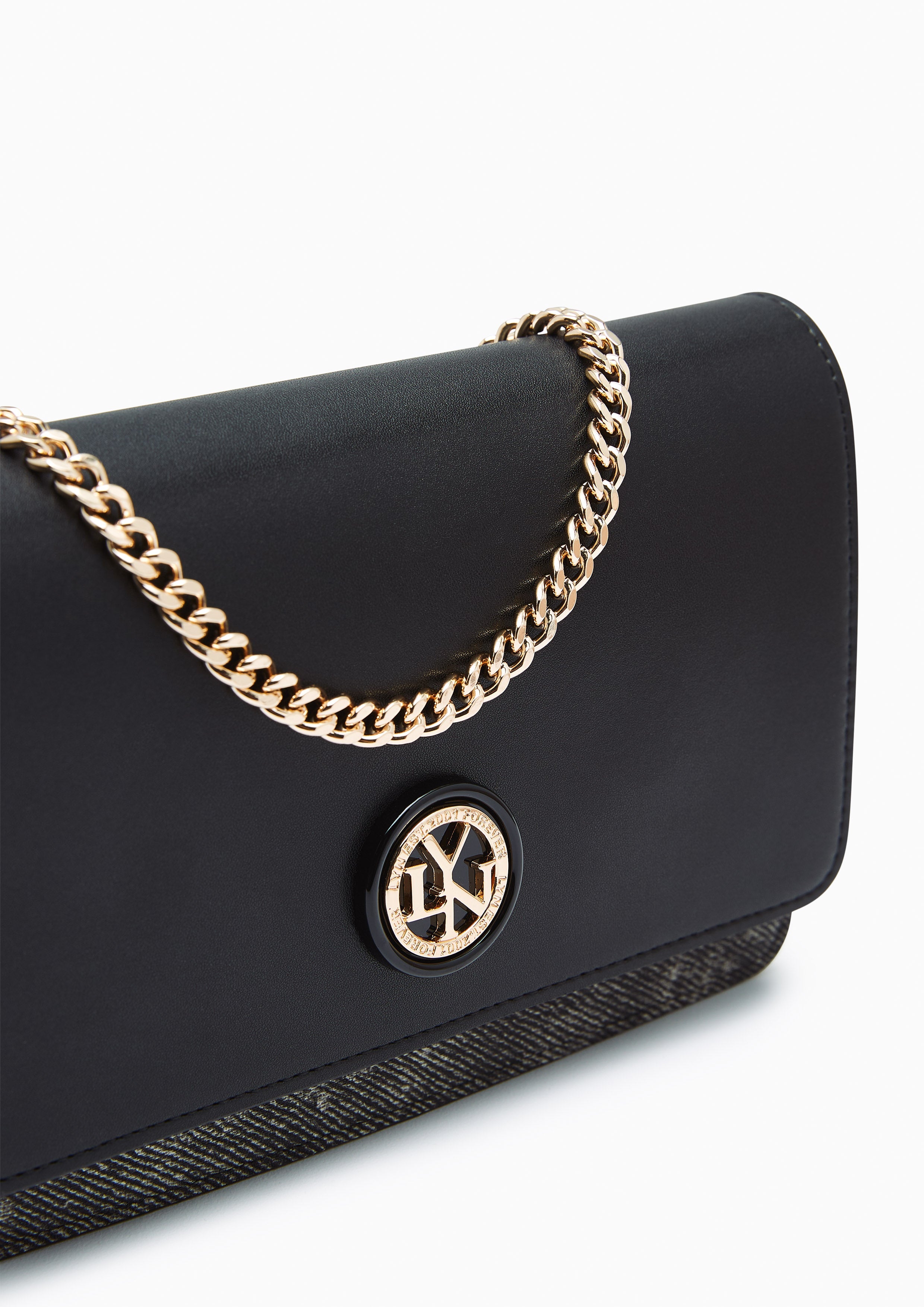 Lola Long Wallet On Chain - Black