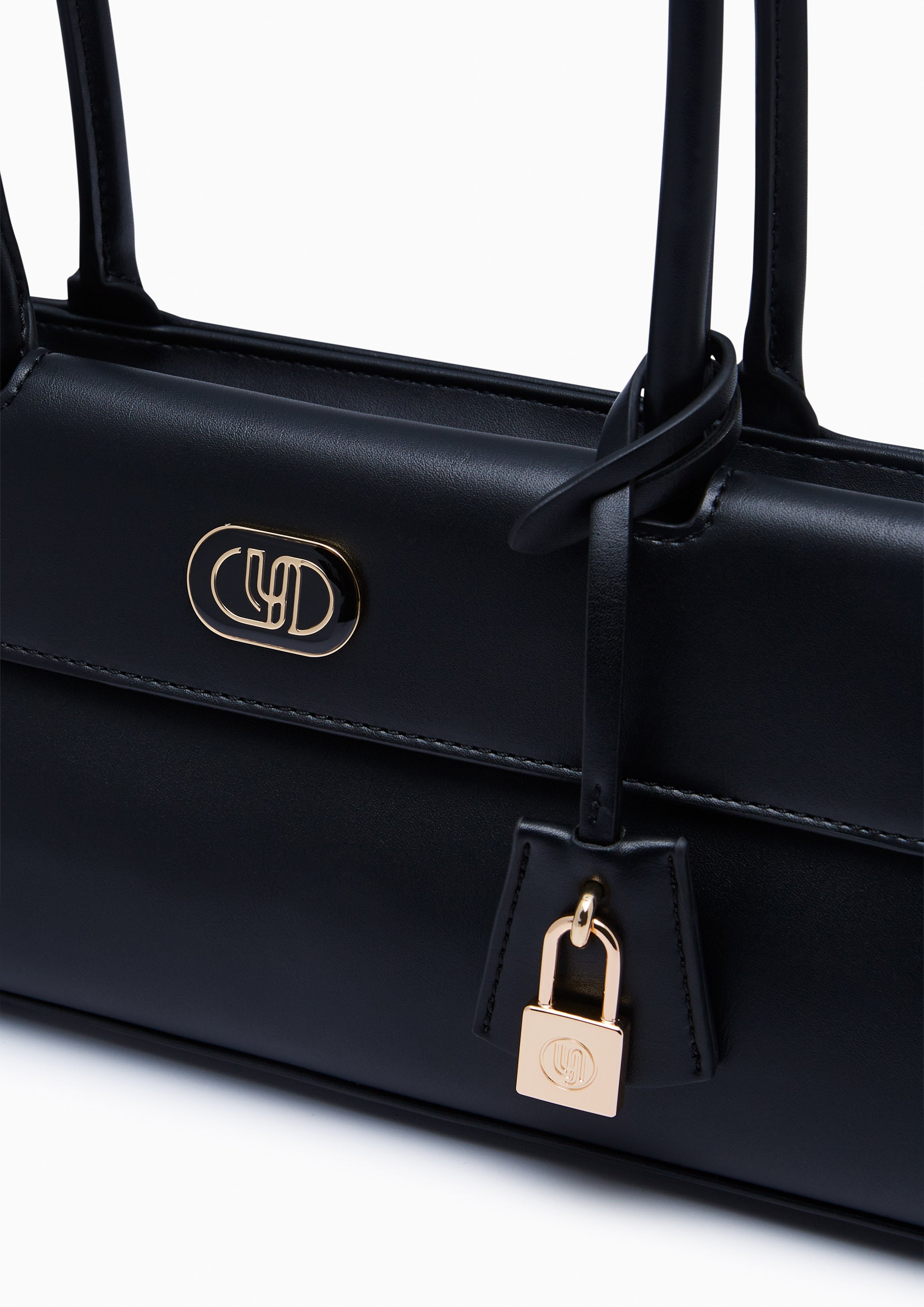 Ember Long M Shoulder Bag - Black