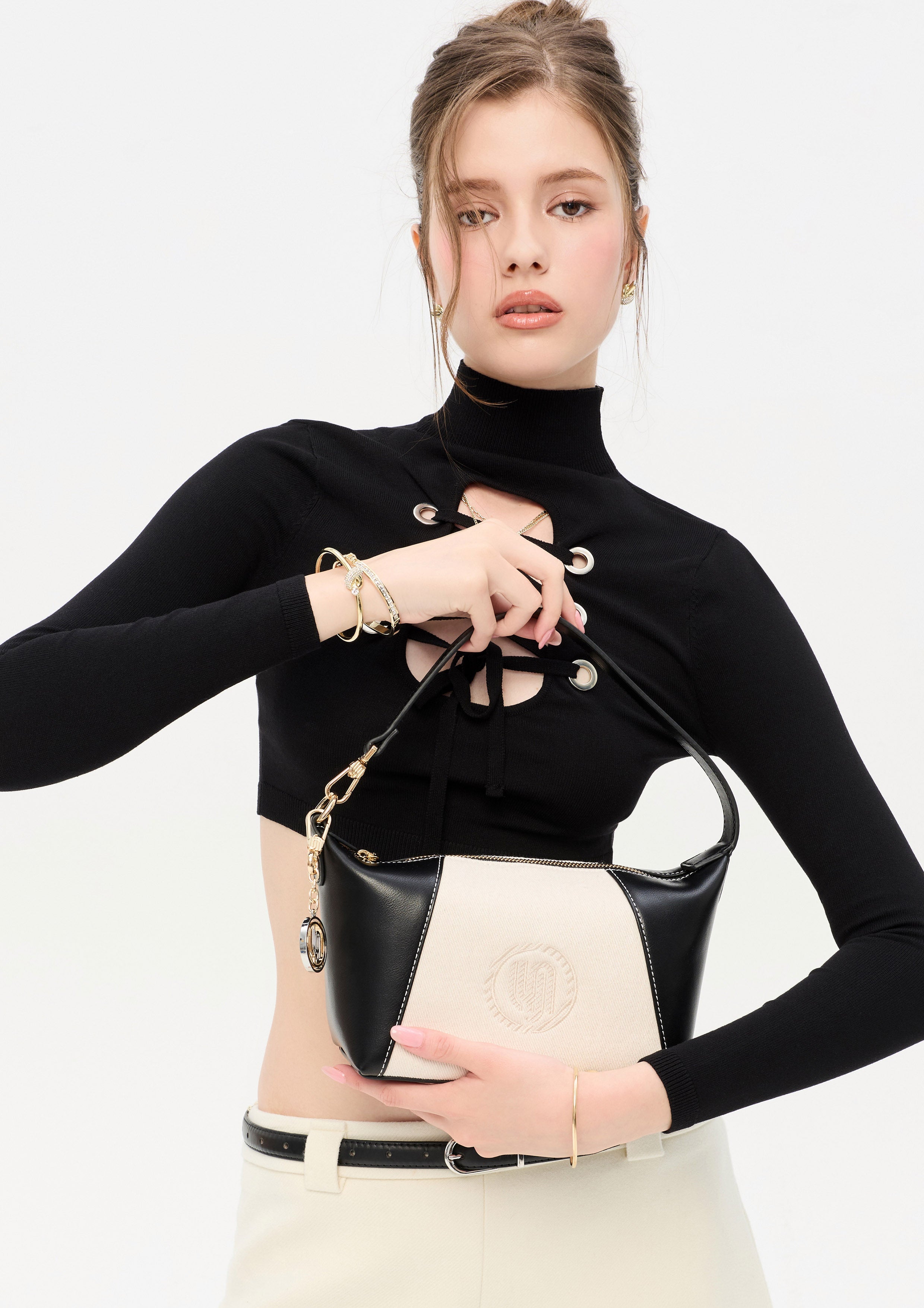 Malala M Shoulder Bag - Black