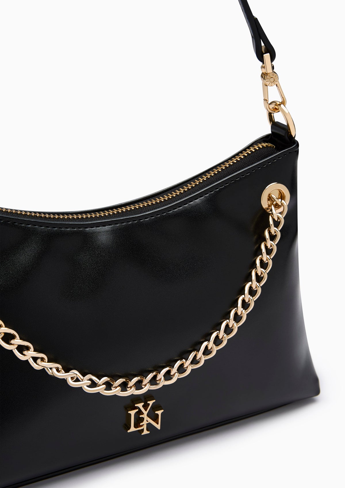 Jagger M Shoulder Bag - Black