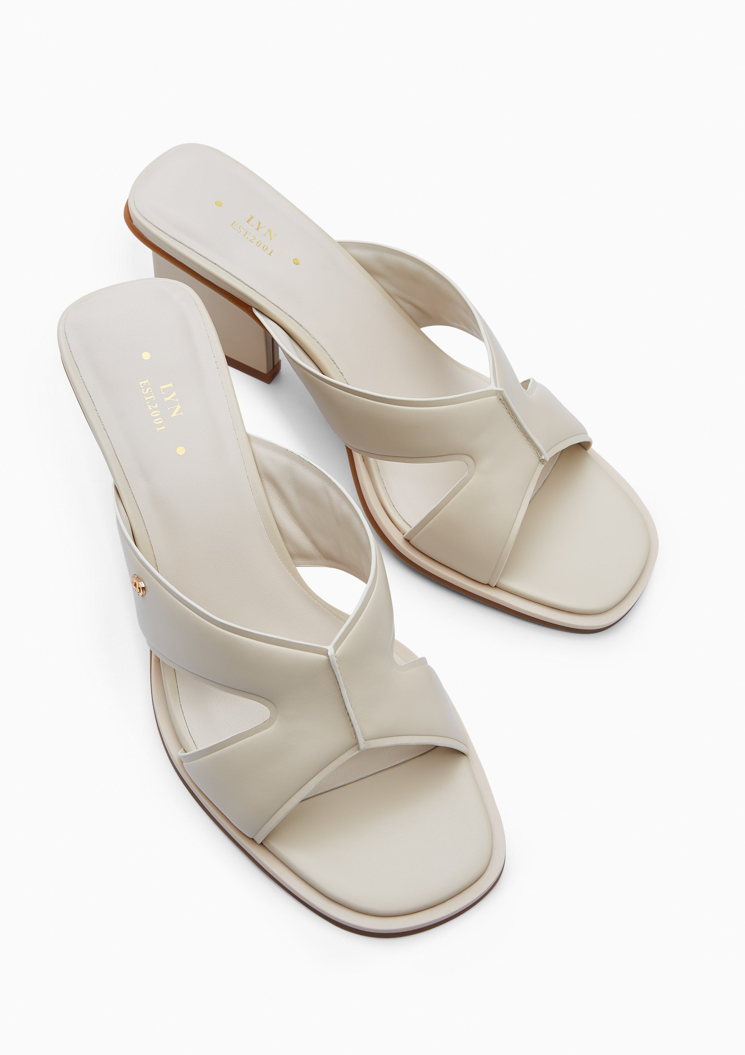 Mackenzie Flats And Sandals - Ivory
