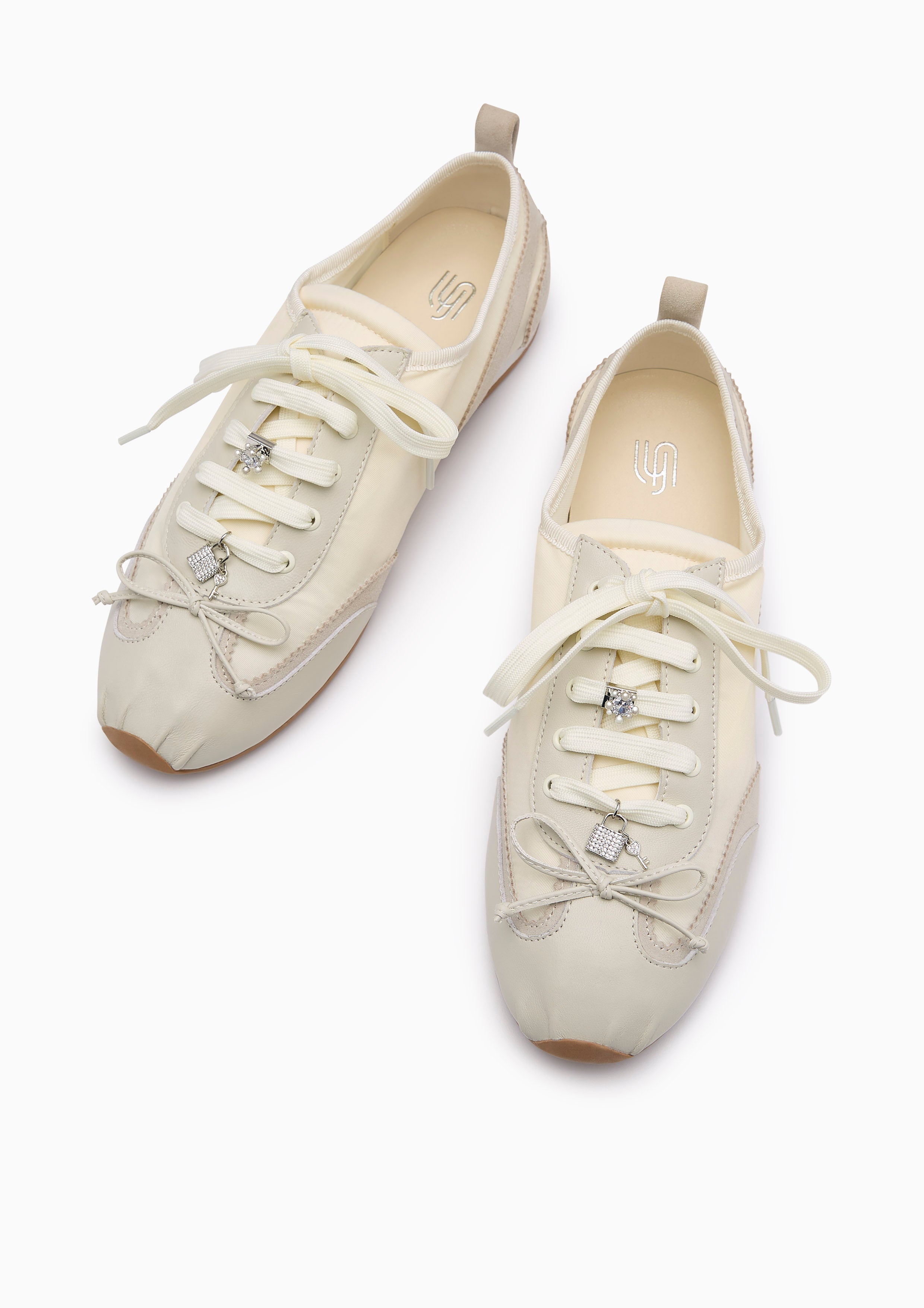 Carol Infinite Sneakers - Ivory