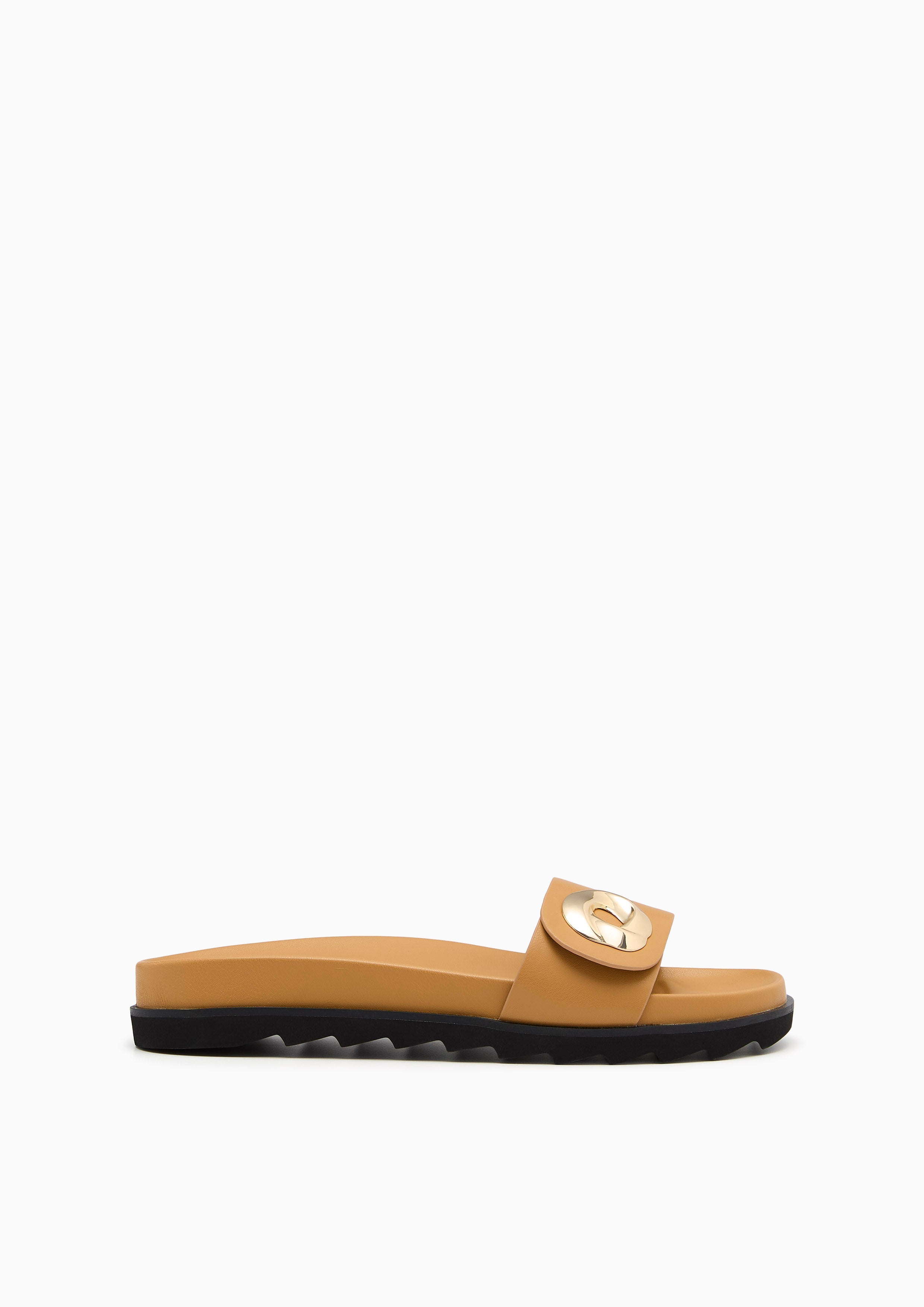 Lay Flats And Sandals - Brown