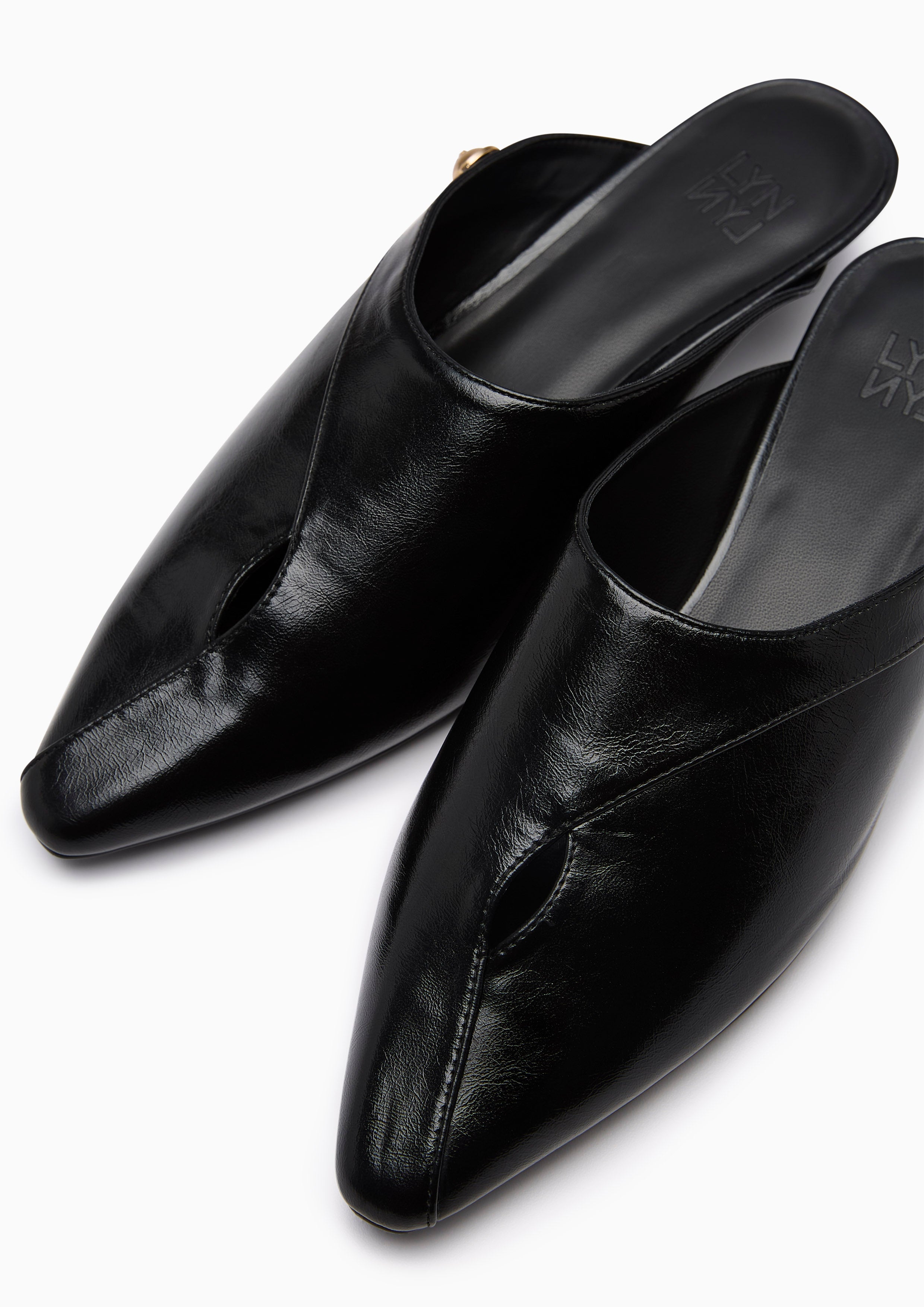 Mia Flats And Sandals - Black