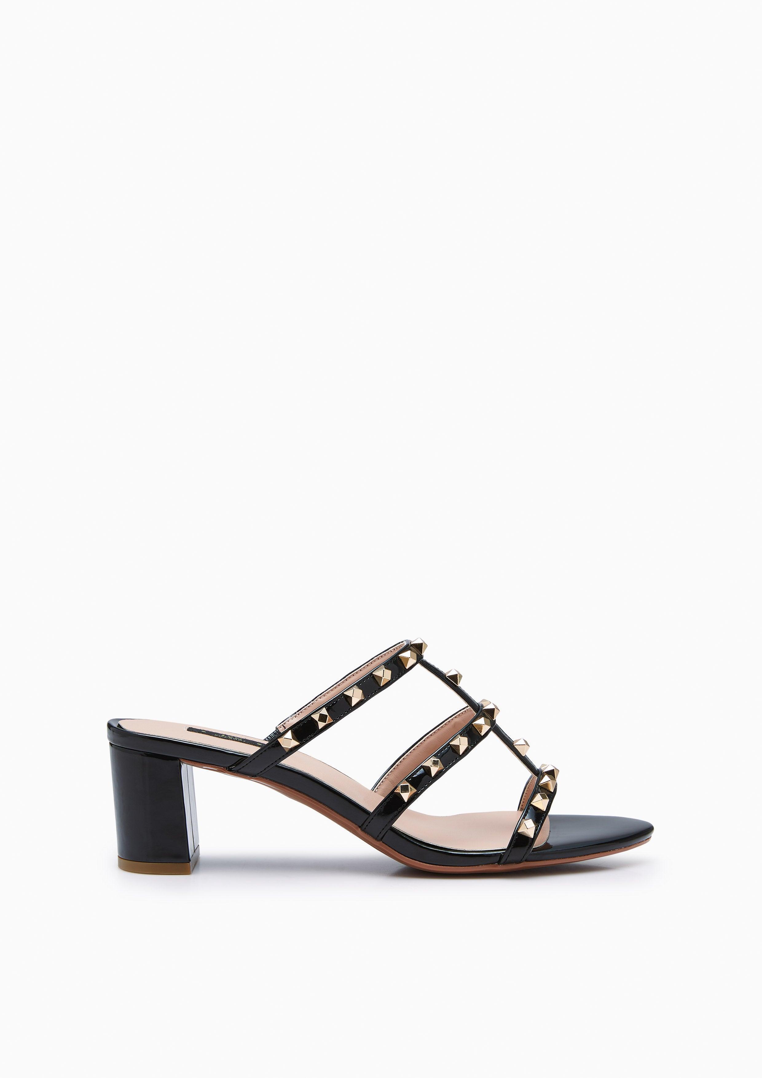 Linda Ii Flats And Sandals - Black