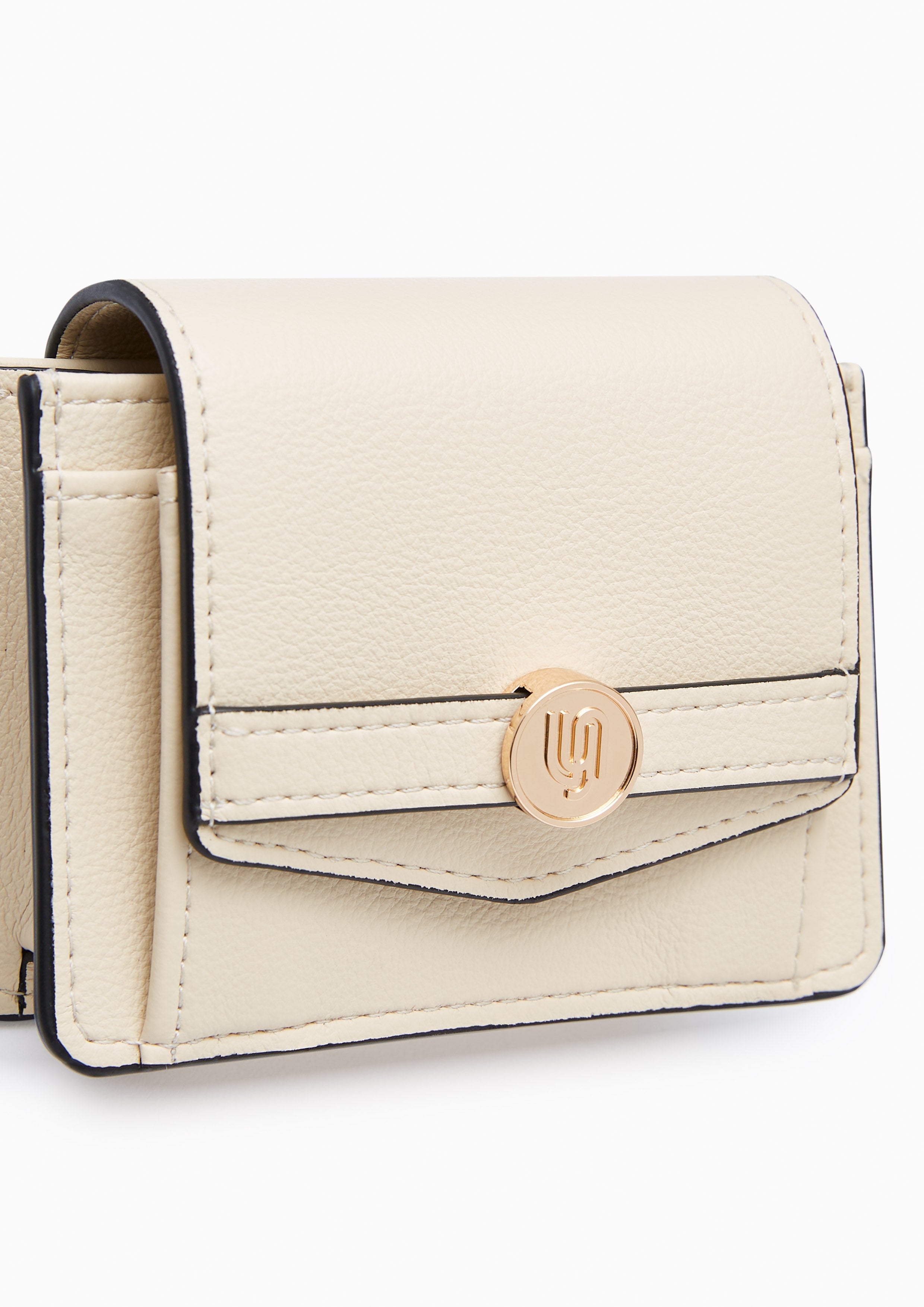 Que Infinite Short Wallet - Light Beige