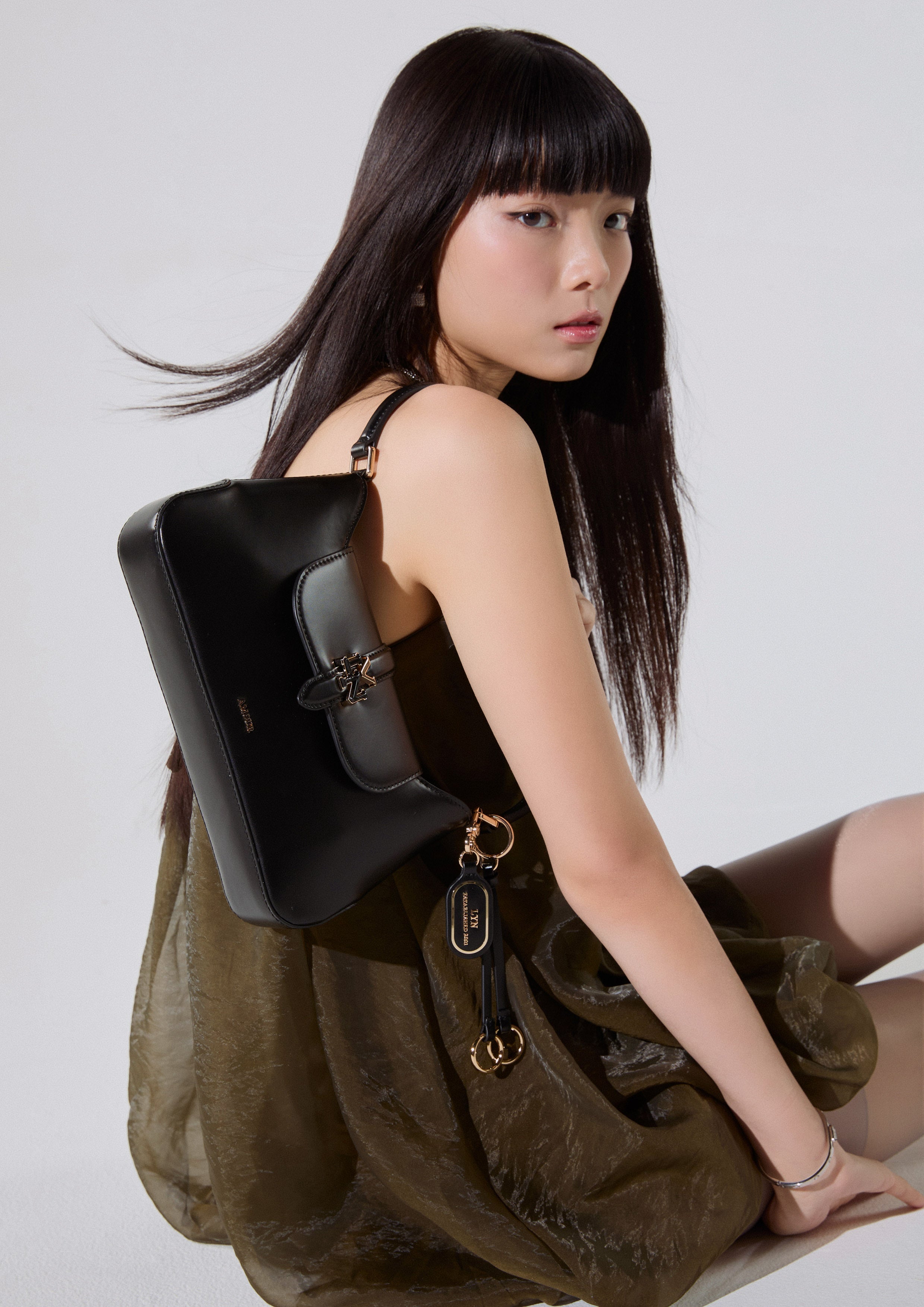 Taria S Shoulder Bag - Black