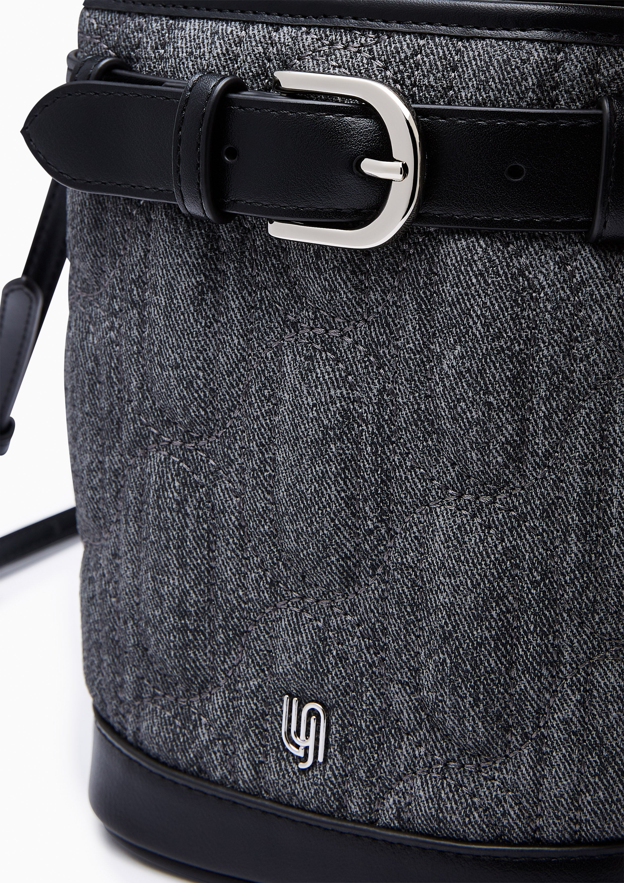 Osmo Infinite Bucket Bag - Black