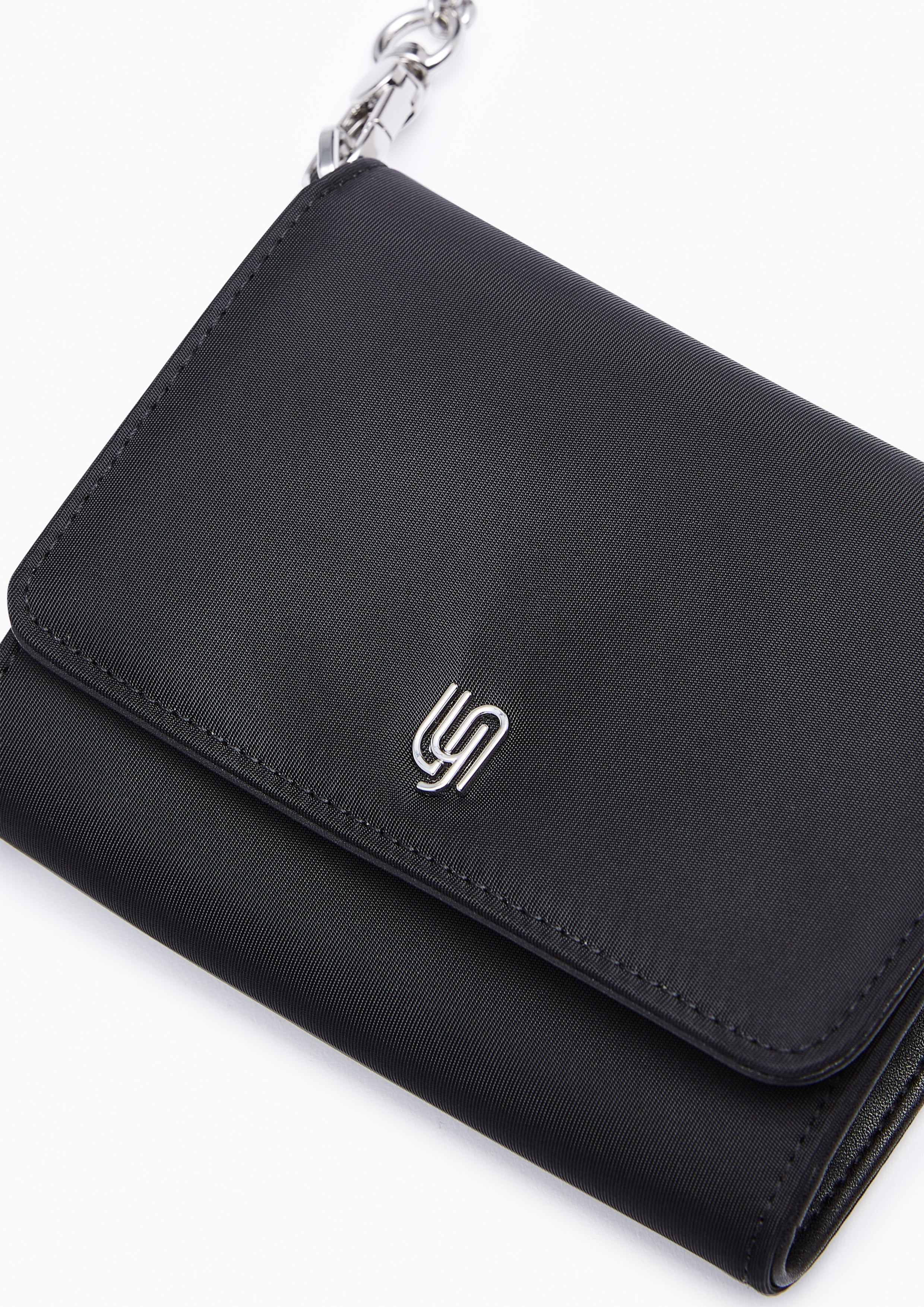 Bistro Infinite Short Wallet On Chain - Black