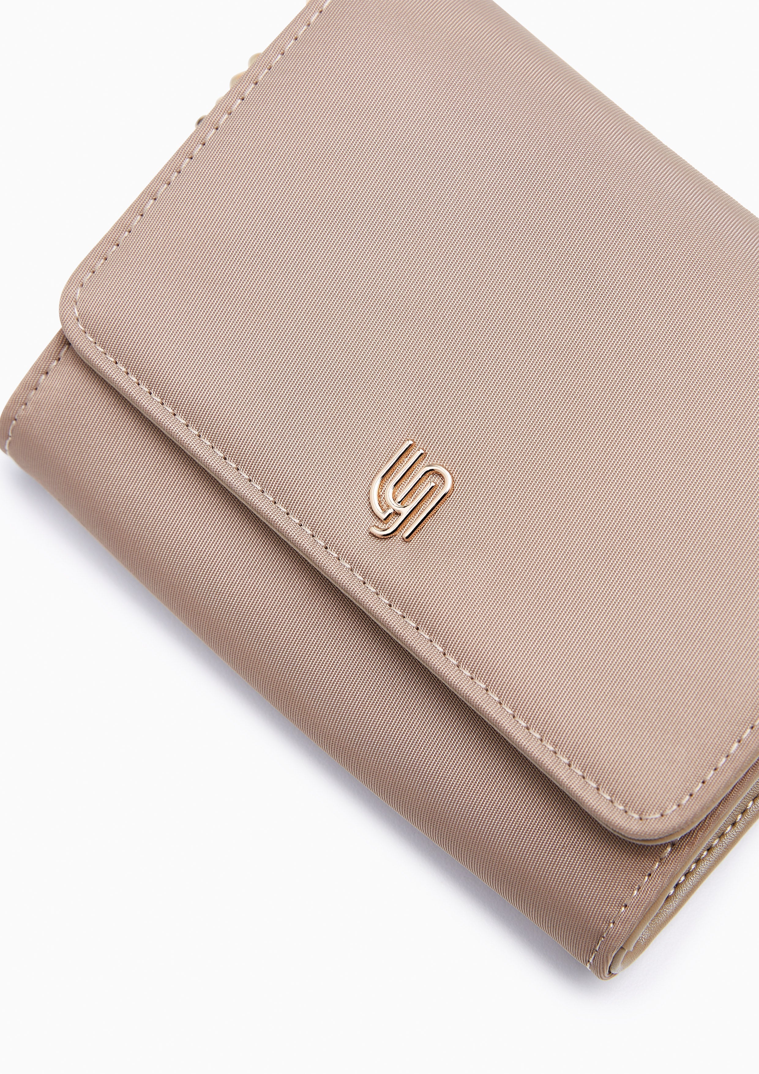 Bistro Infinite Short Wallet On Chain - Taupe