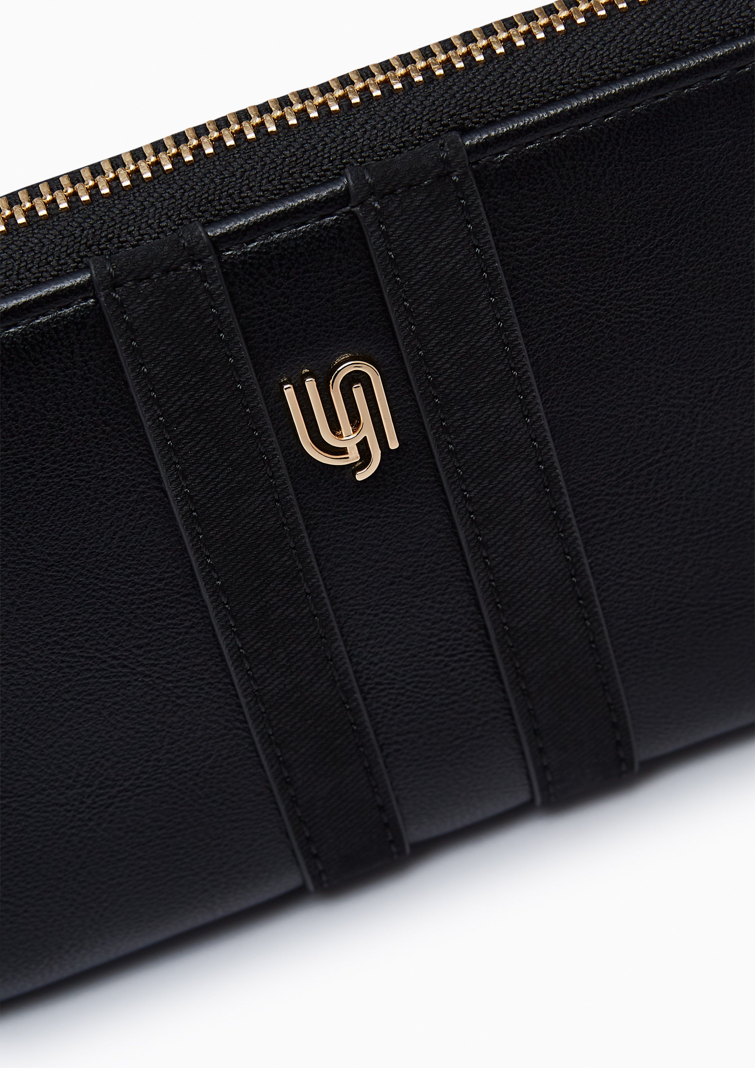 Matty Infinite Zip Semi Short Wallet - Black