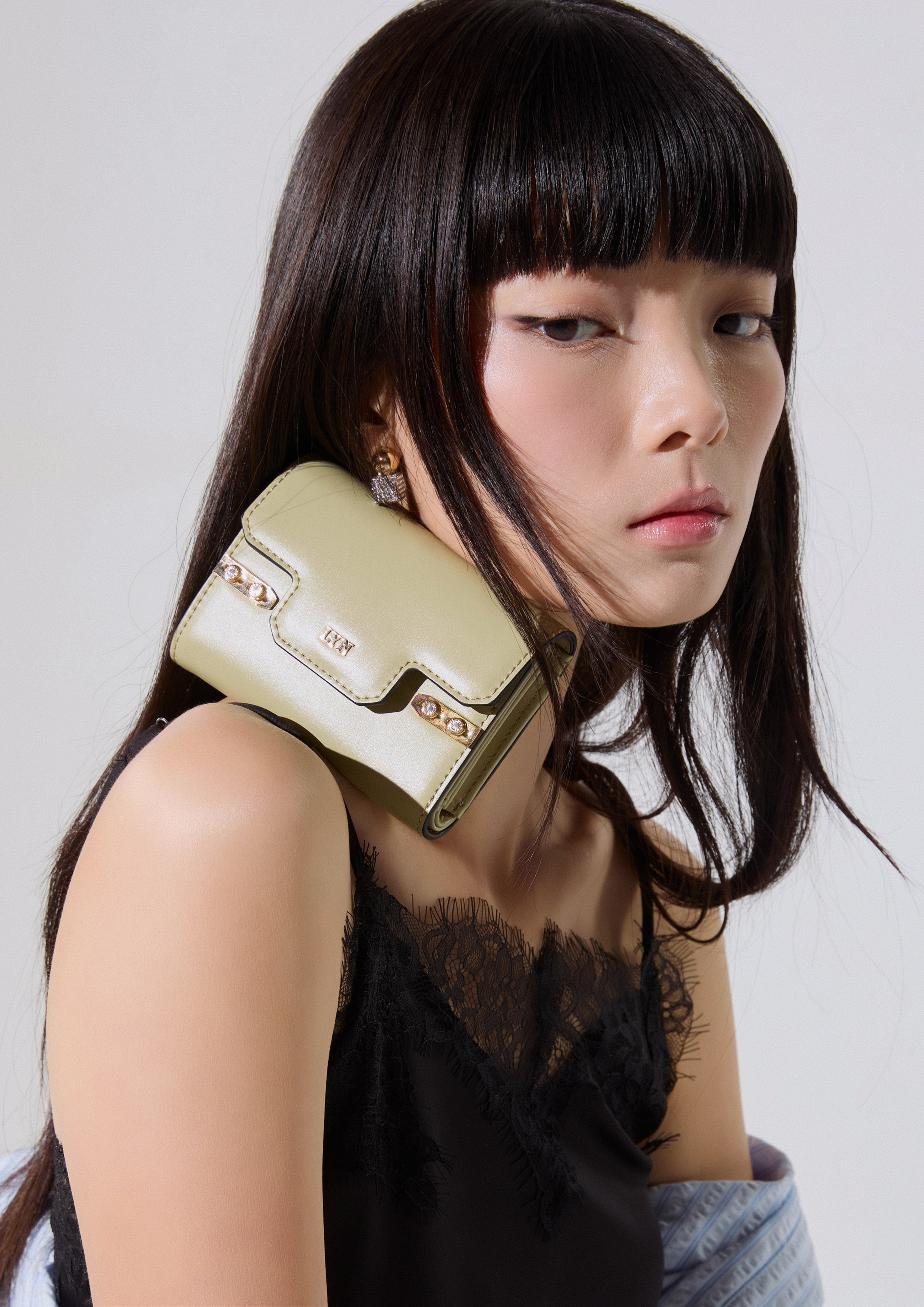 Fineness Revision Short Flap Wallet - Light Green