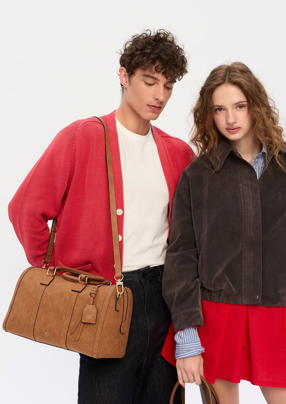Titus Infinite Duffle L Handbag - Brown