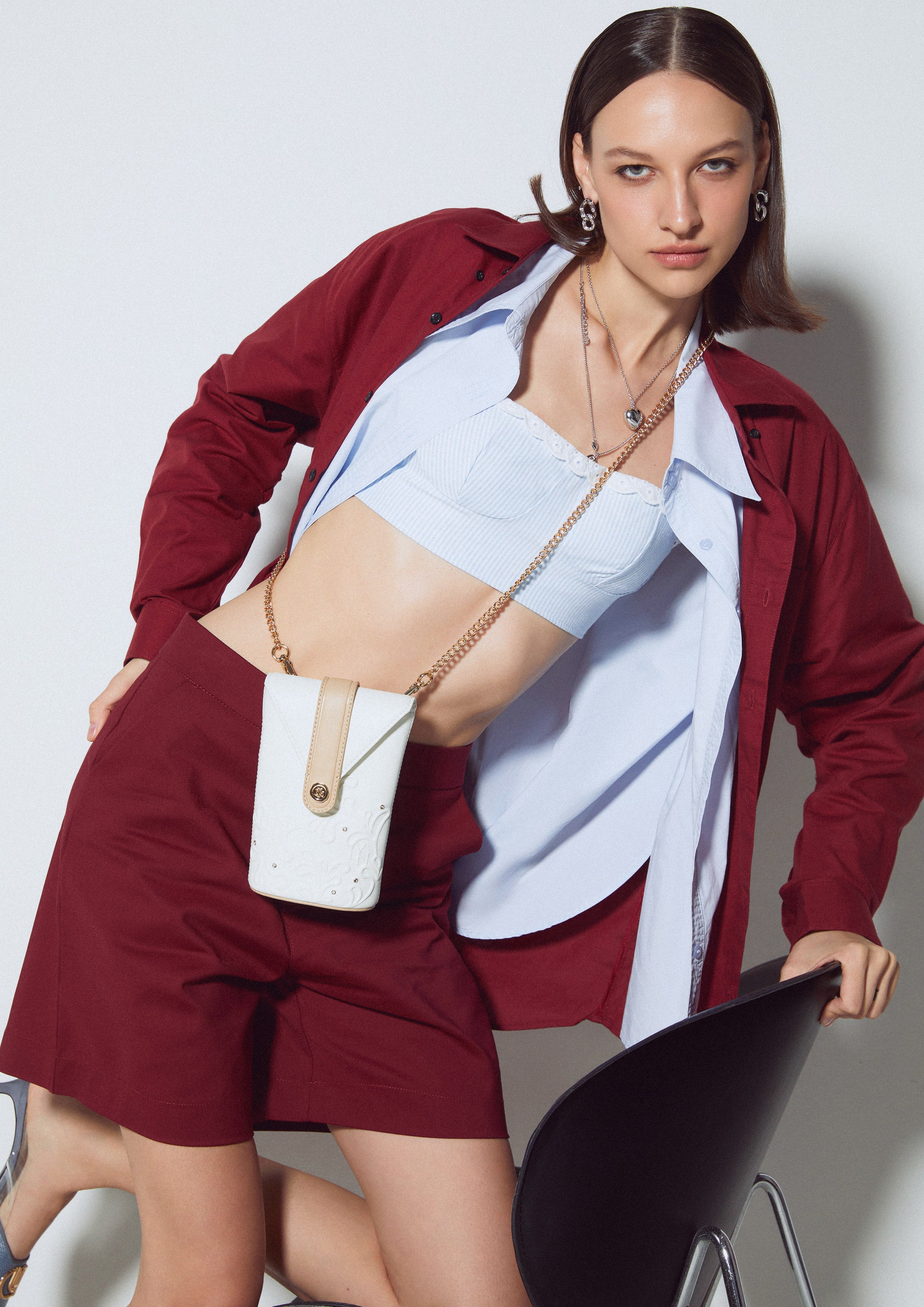 Junni Phone Pocket Wallet On Chain - Ivory