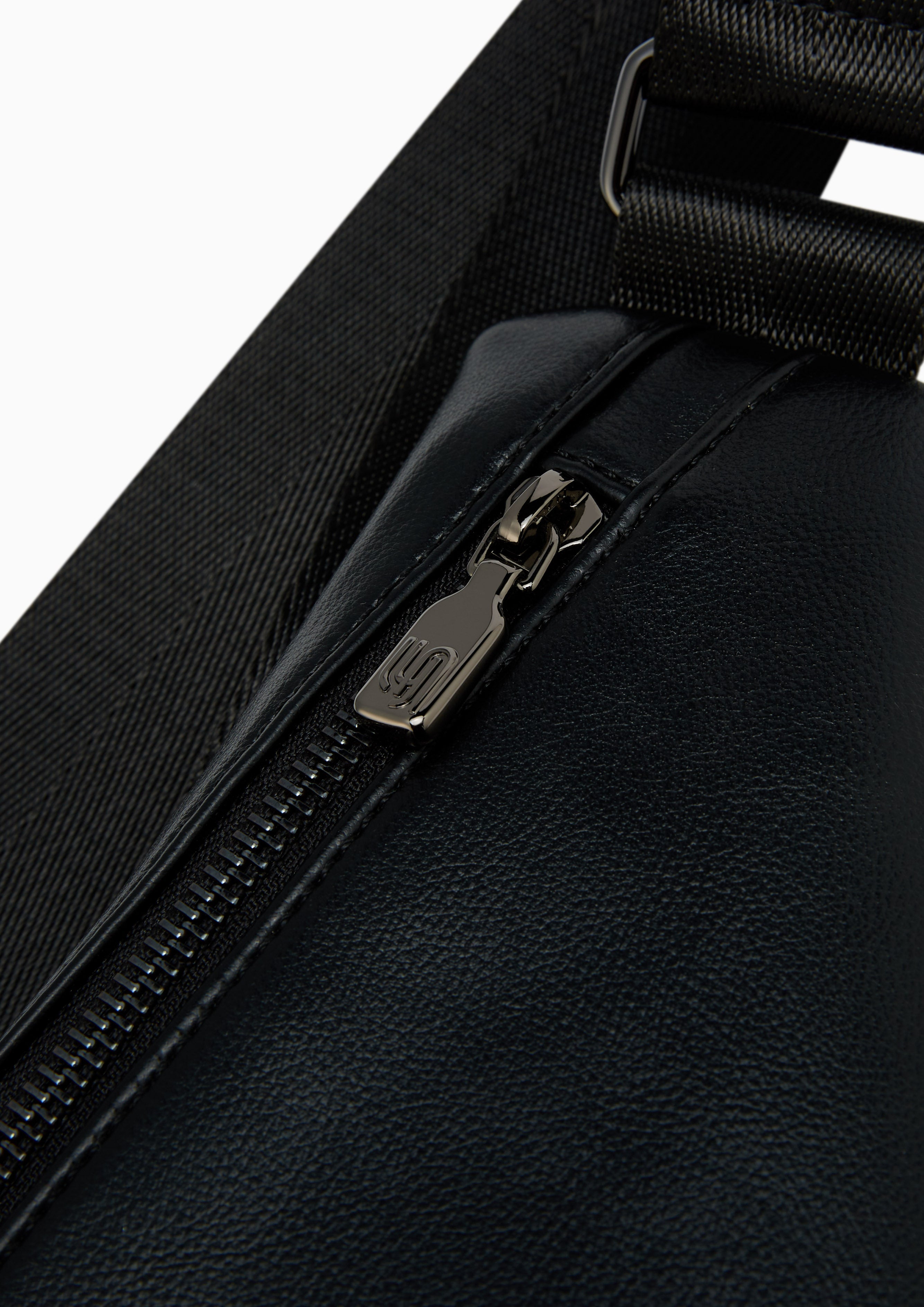 Nolan Crossbody Bag - Black