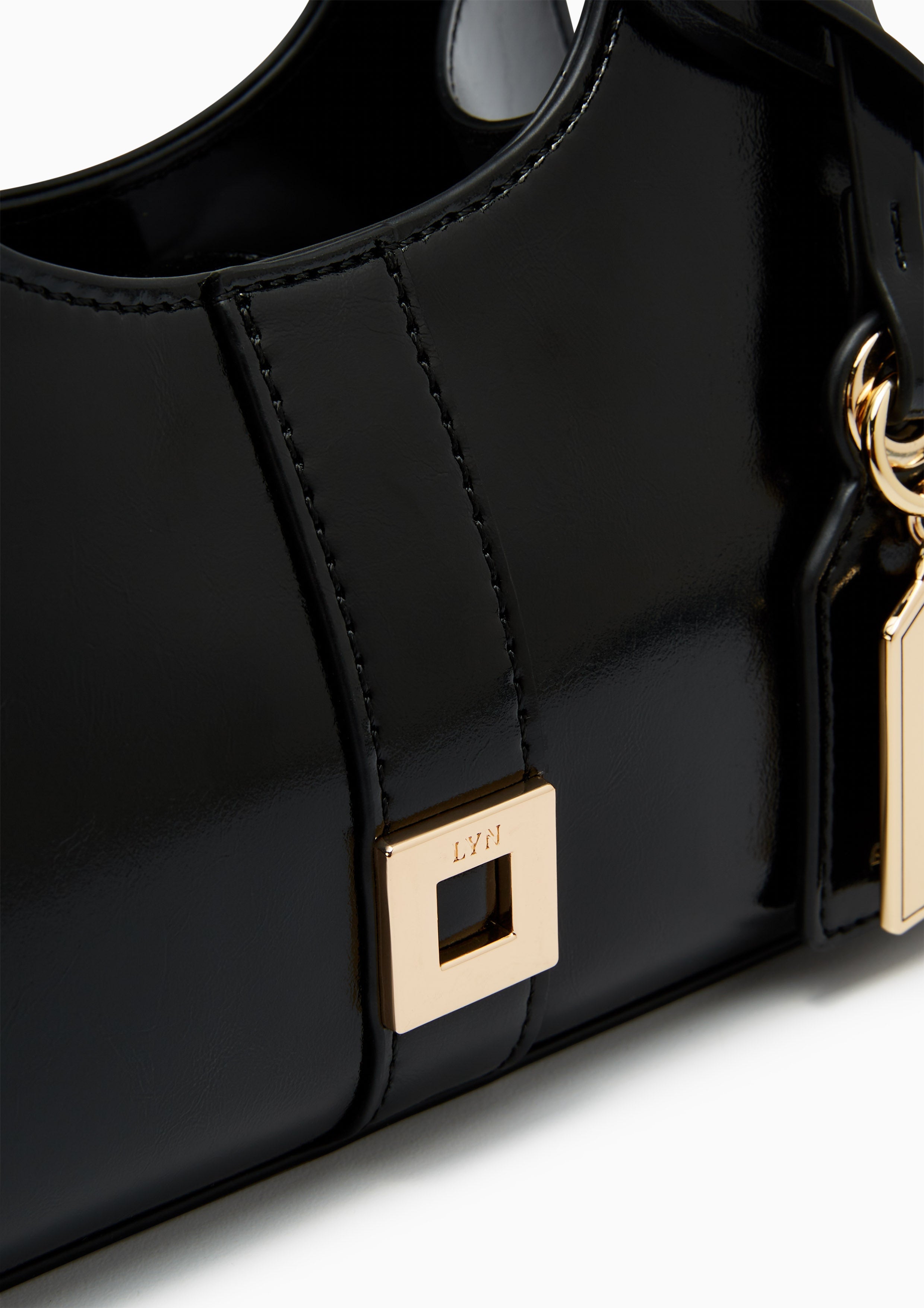 Imiko M Shoulder Bag - Black