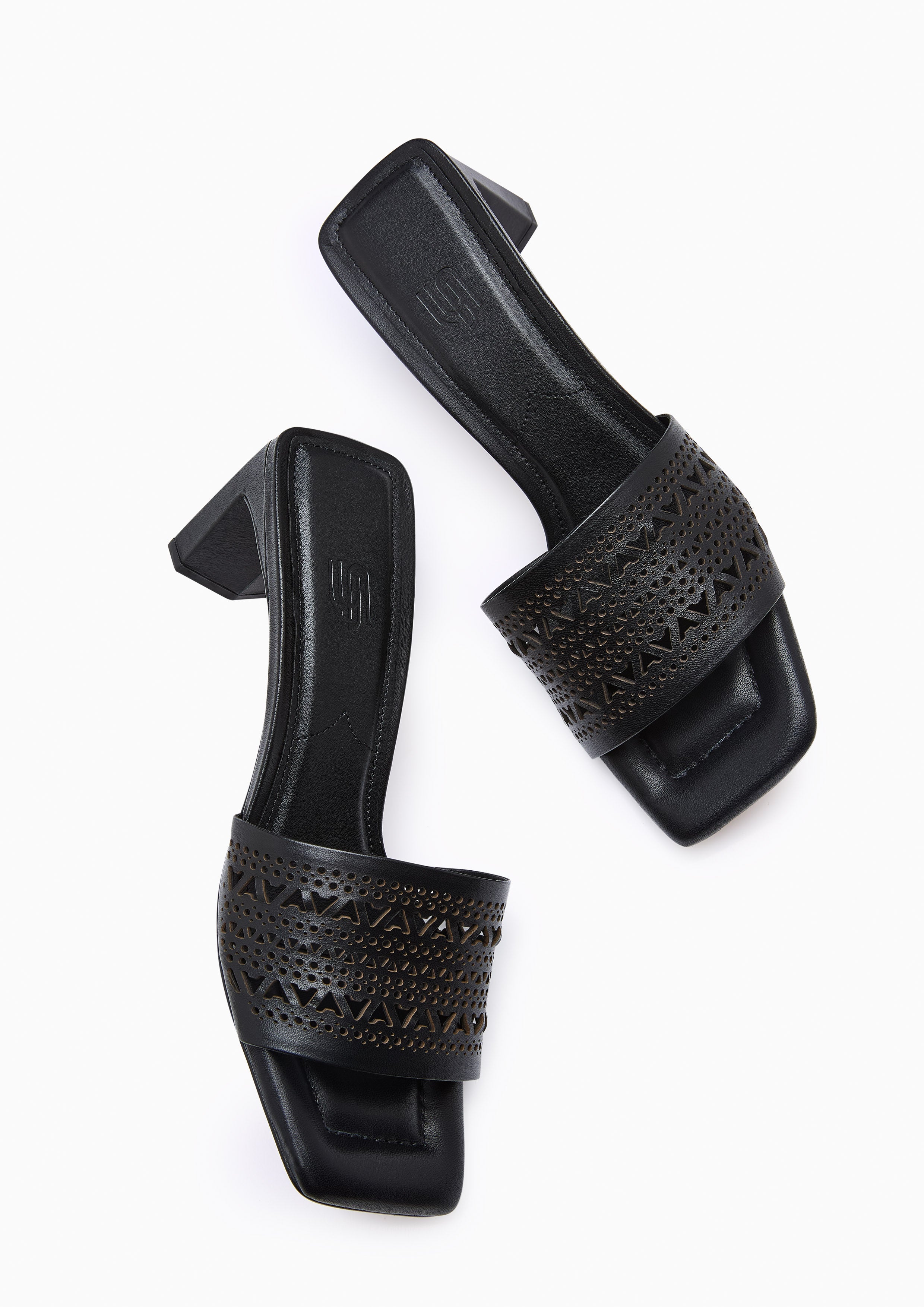 Carolina Flats And Sandals - Black