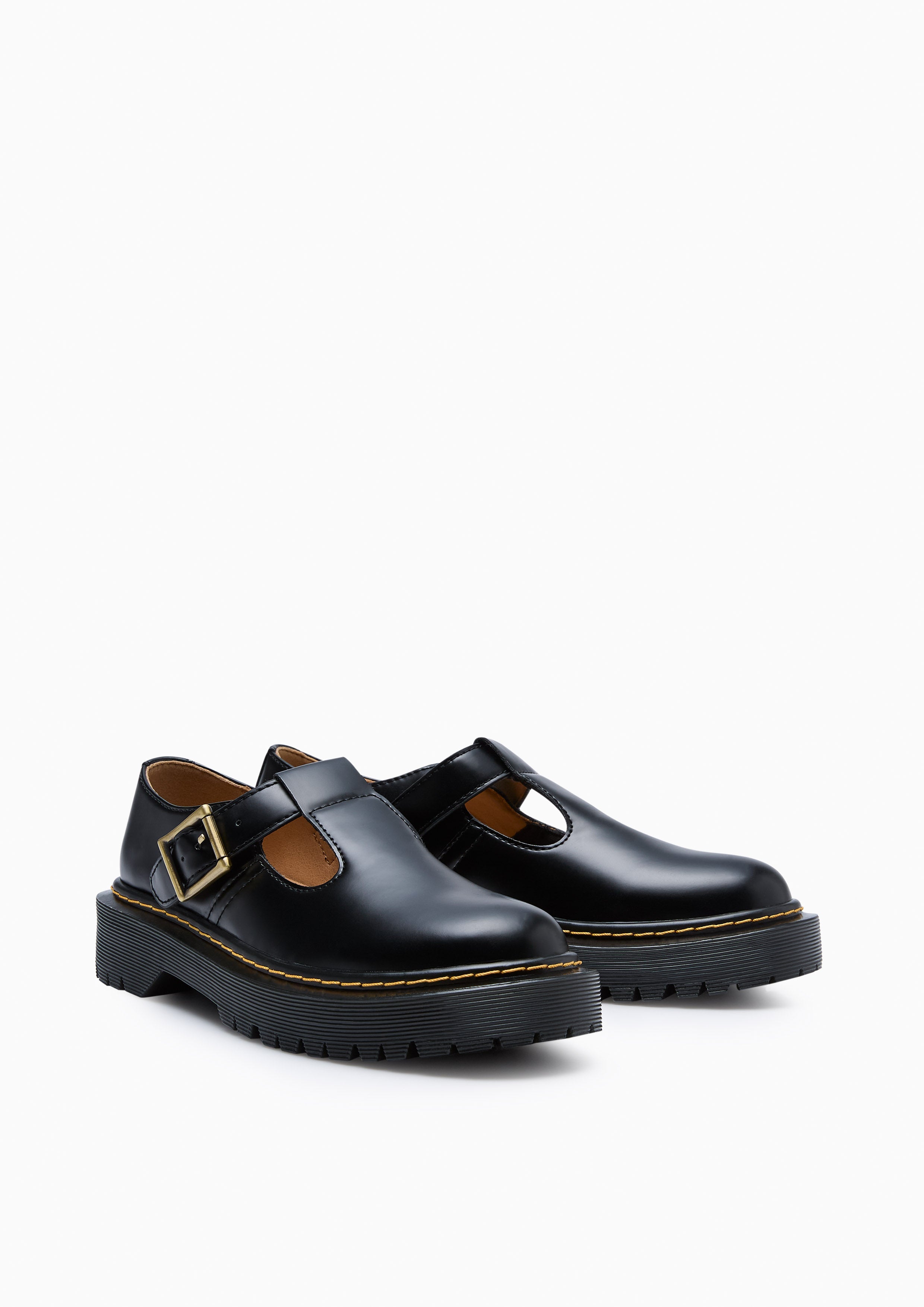 Beacon Flats And Sandals - Black