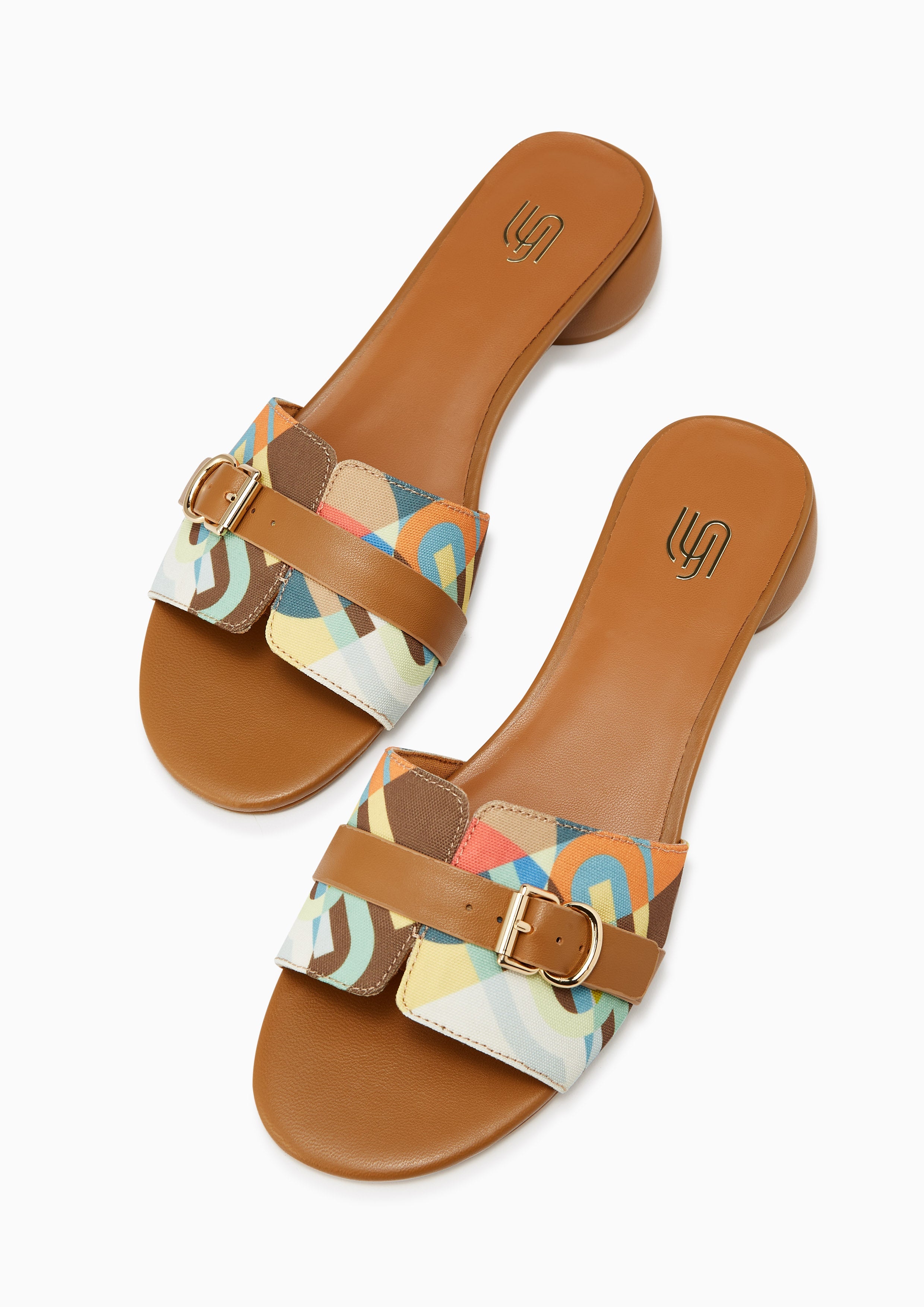 Lanie Infinite Flats And Sandals - Brown