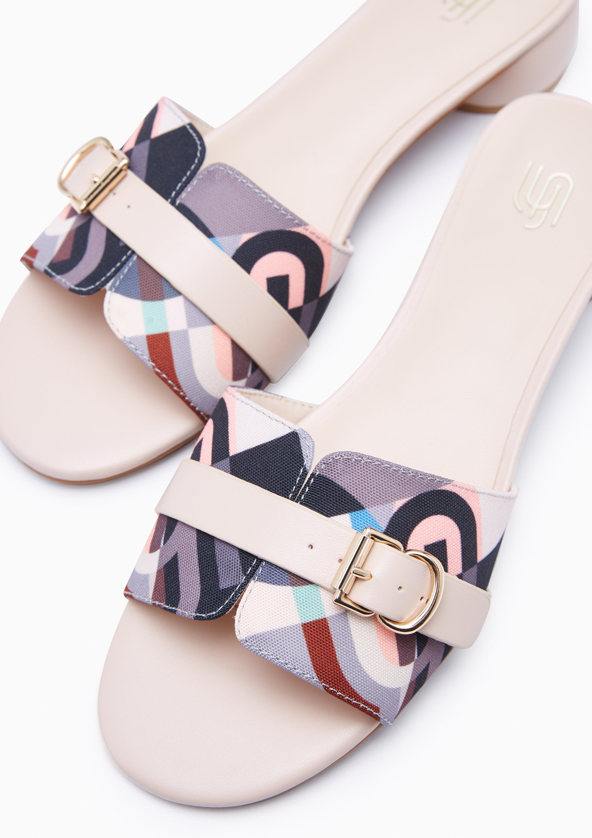 Lanie Infinite Flats And Sandals - Light Pink