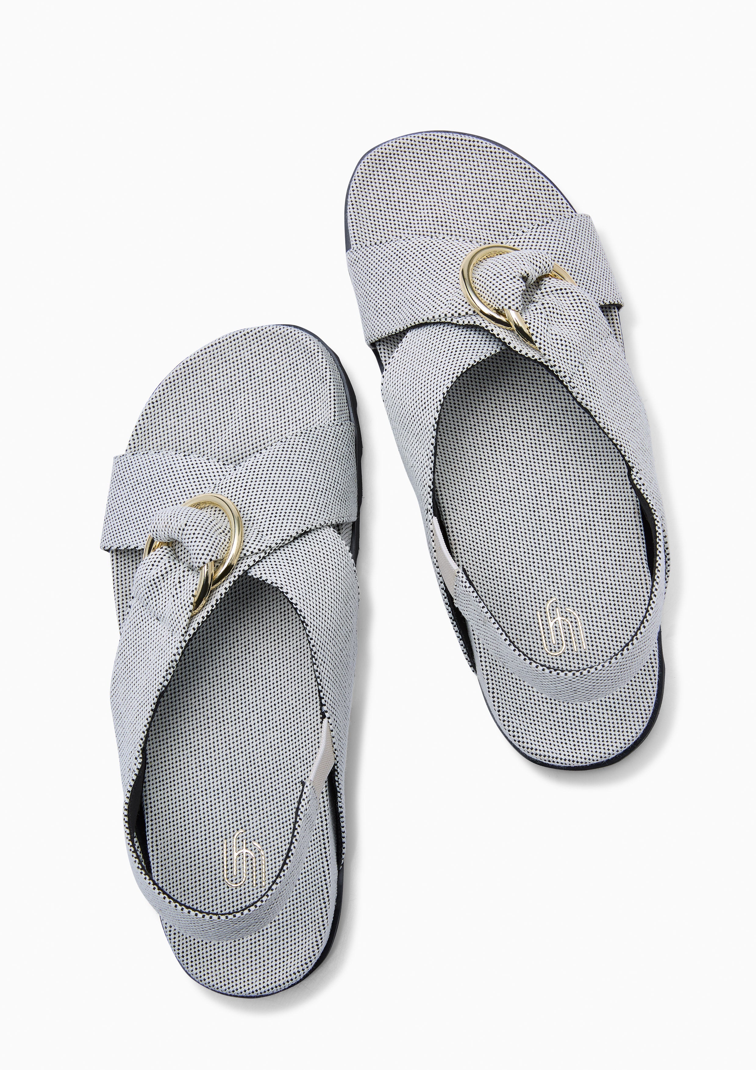 Vala Infinite Canvas Flats And Sandals - Black