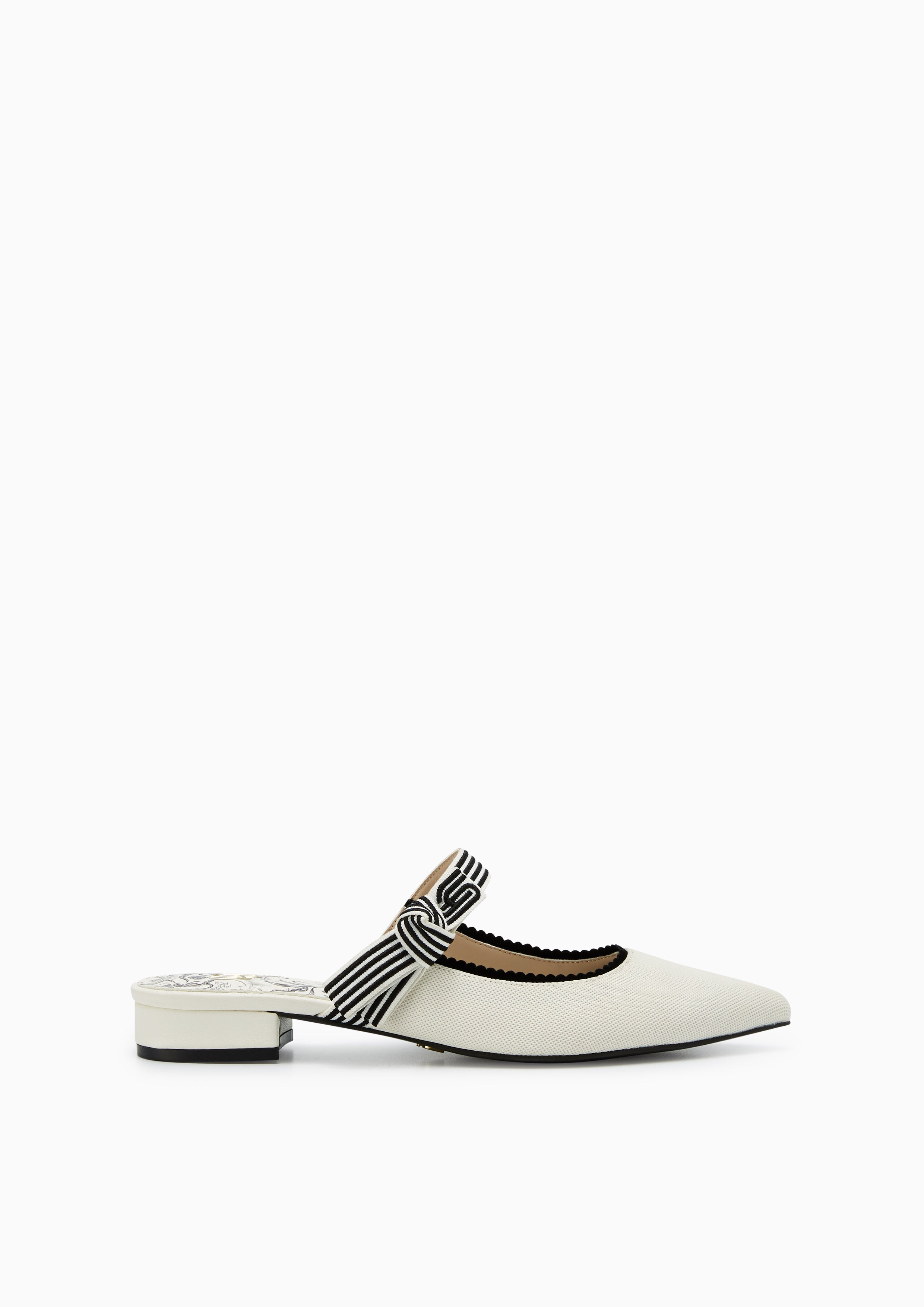 Maiden Pointy Infinite Flats And Sandals - Ivory