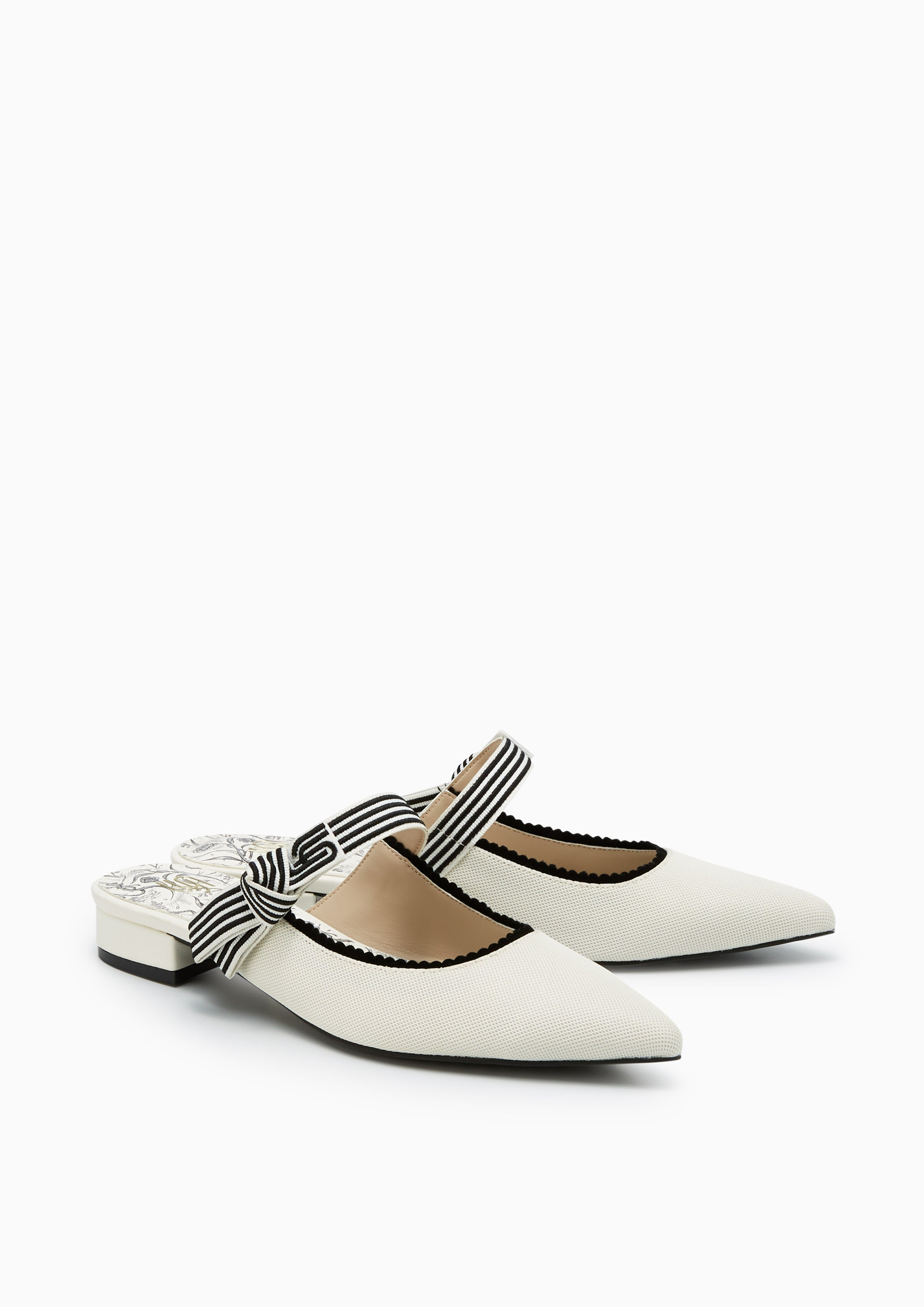 Maiden Pointy Infinite Flats And Sandals - Ivory