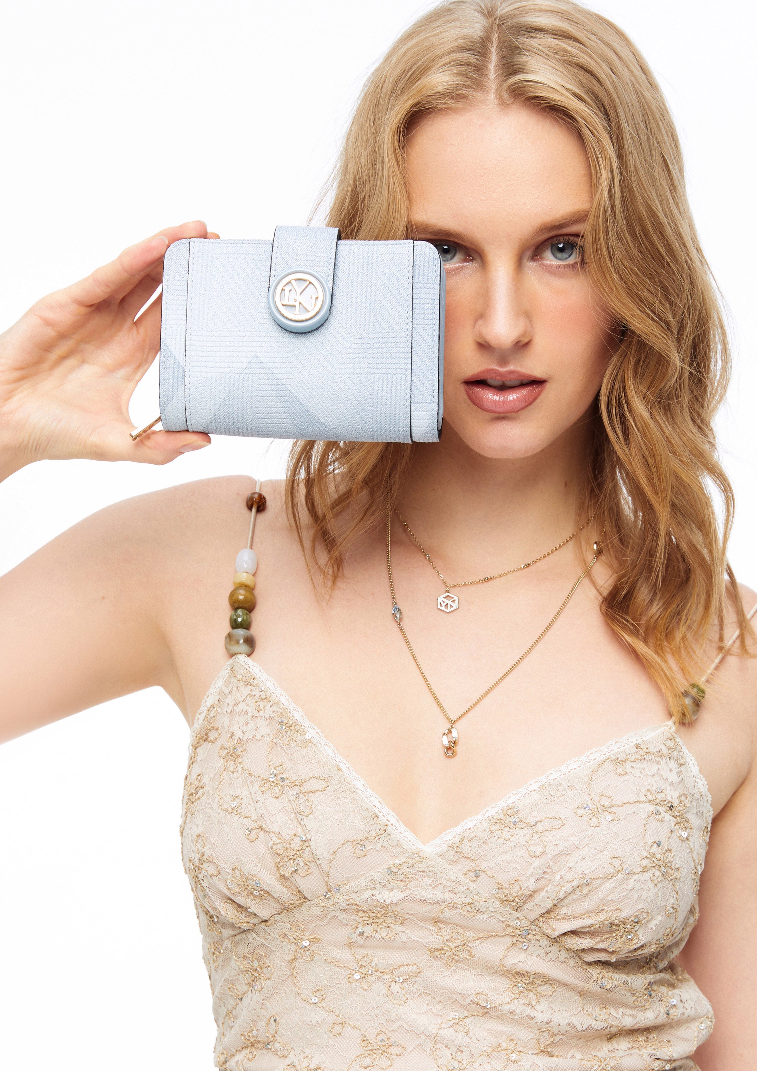 Ivar Short Wallet - Blue Variation 2