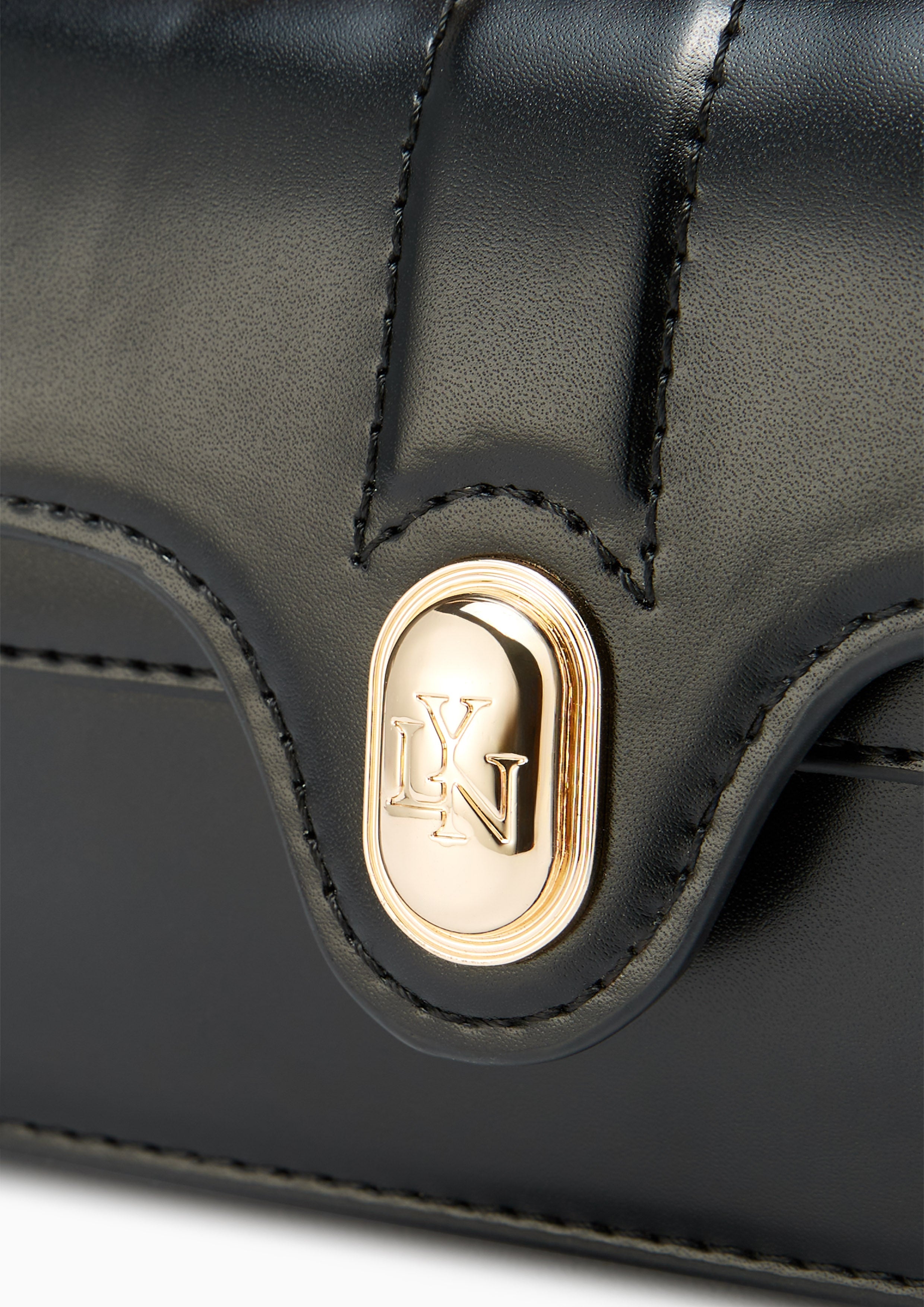 Rillo Wallets On Chain - Black