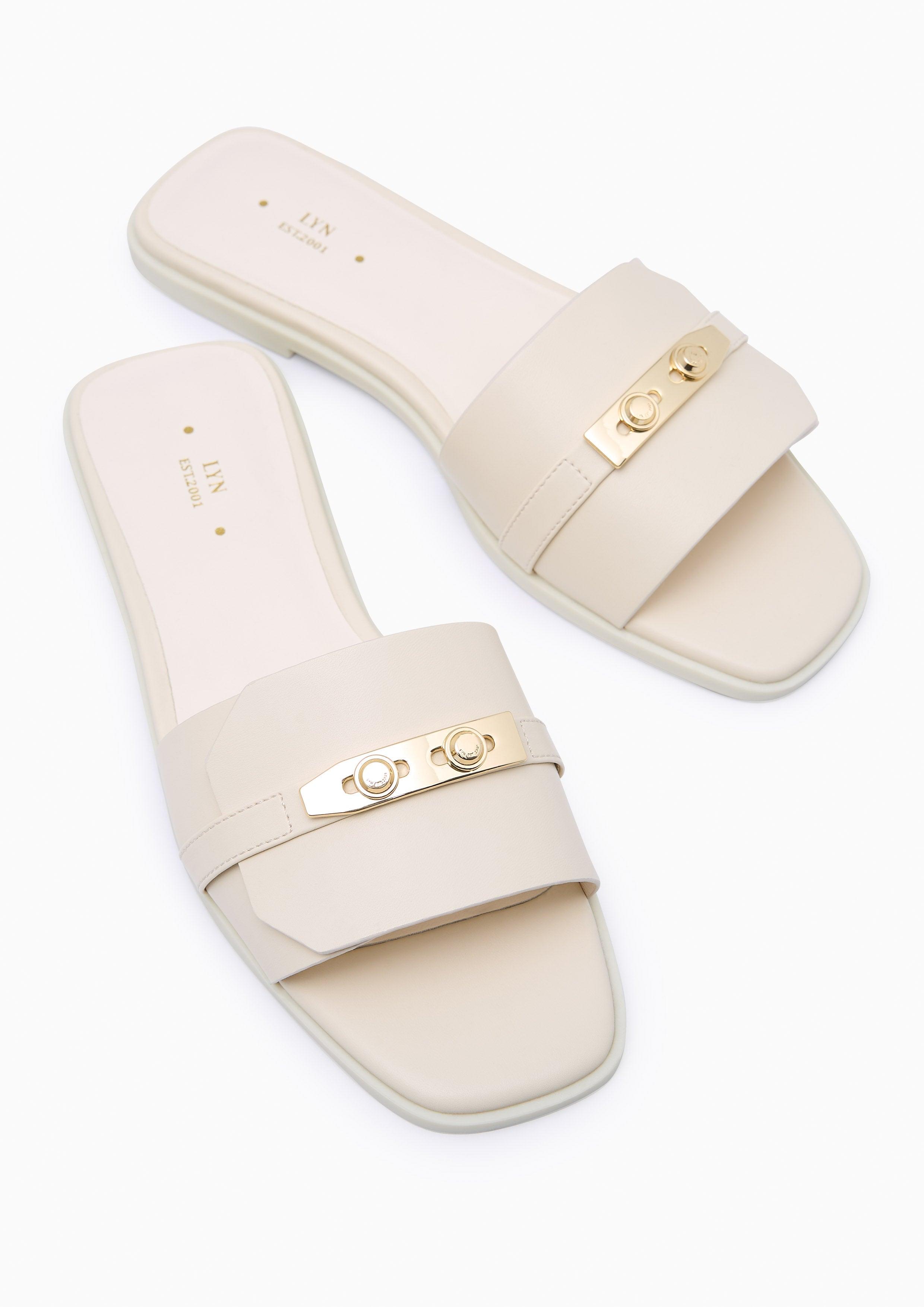 Master Ii Flats And Sandals - Ivory