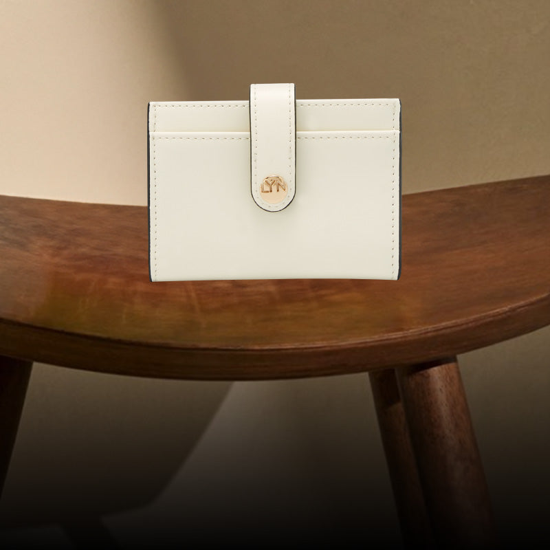 Discover Bestseller Bags & Accessories | lyn chính hãng