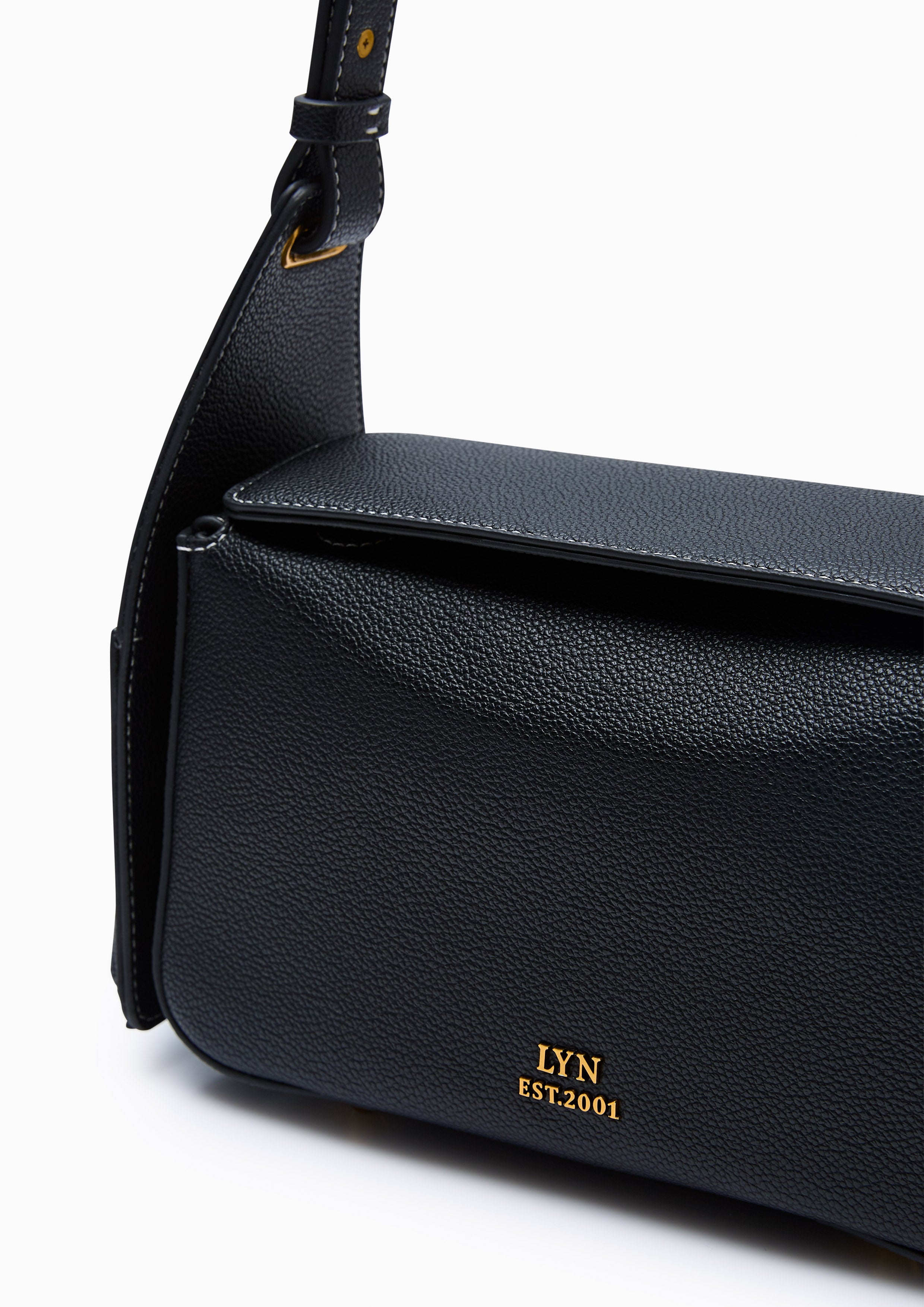 Moria Hobo M Shoulder Bag - Black