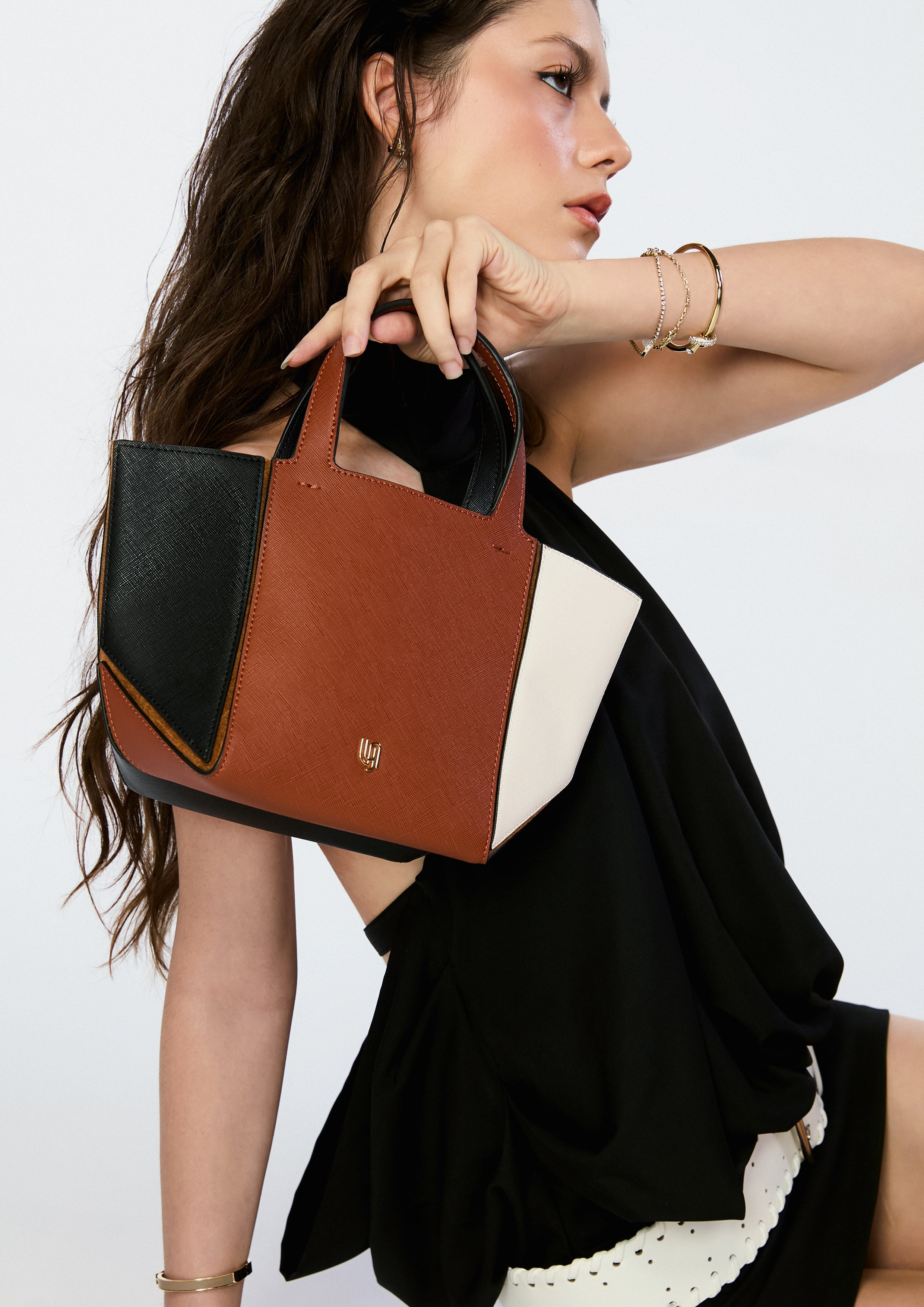 Poka Infinite S Tote Bag - Black